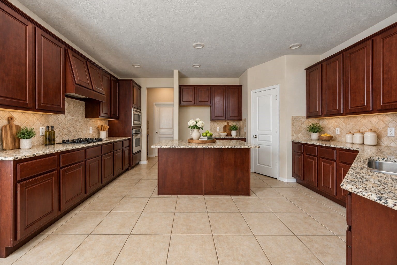 6518 Montana Ridge Court, Houston, TX 77041 Virtually Staged