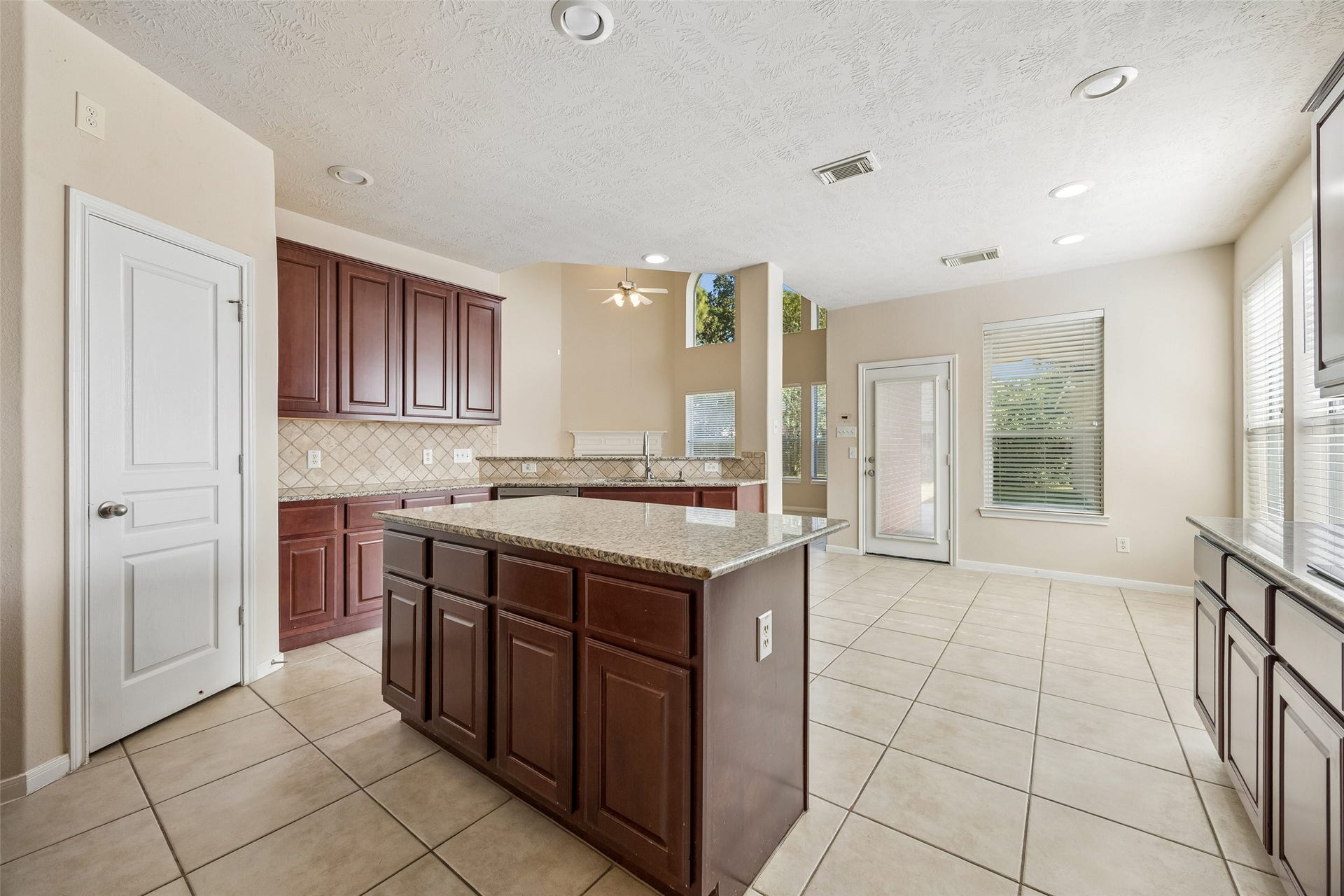 6518 Montana Ridge Court, Houston, TX 77041 6518 Montana Ridge Court, Houston, TX 77041