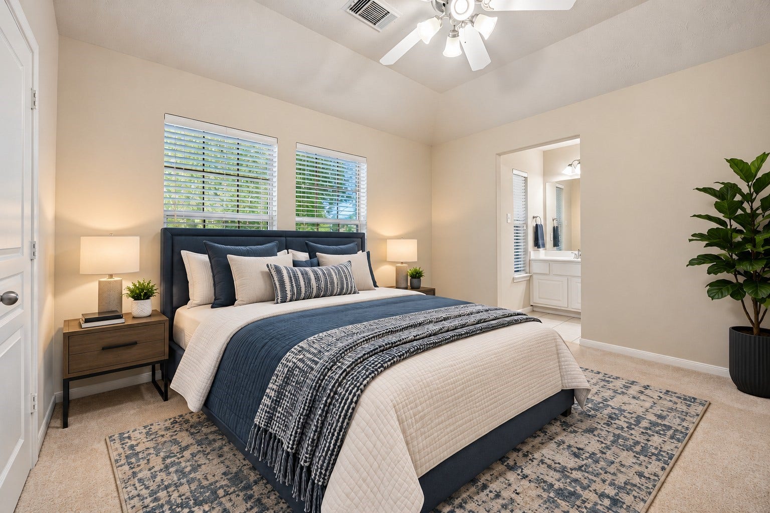 6518 Montana Ridge Court, Houston, TX 77041 Virtually Staged