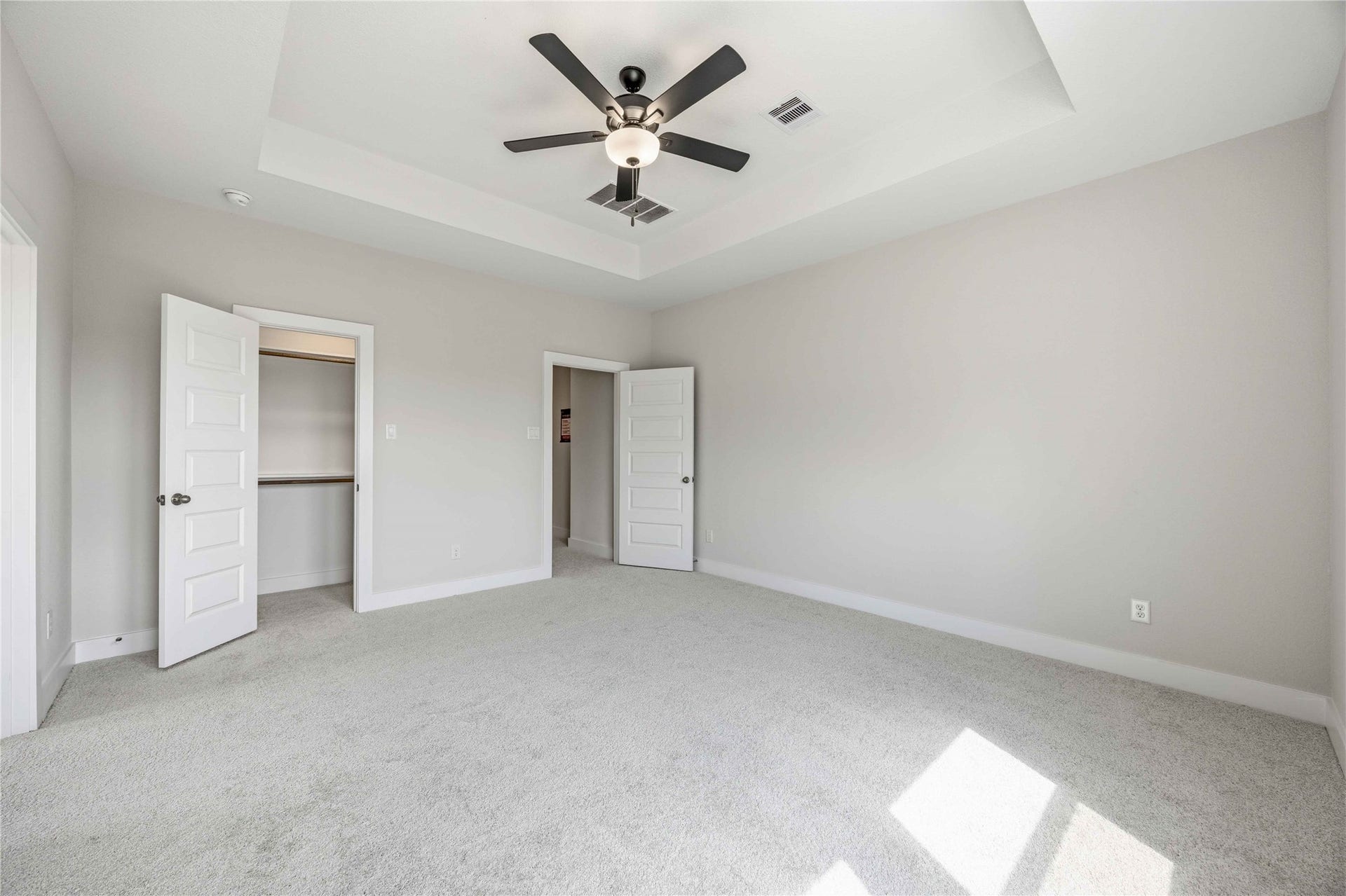 13218 Opera Drive, Houston, TX 77047 13218 Opera Drive, Houston, TX 77047