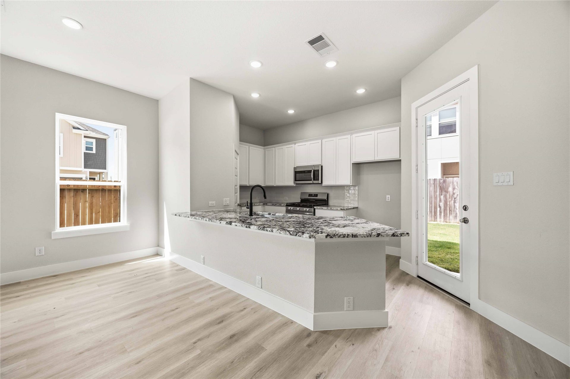 13218 Opera Drive, Houston, TX 77047 13218 Opera Drive, Houston, TX 77047