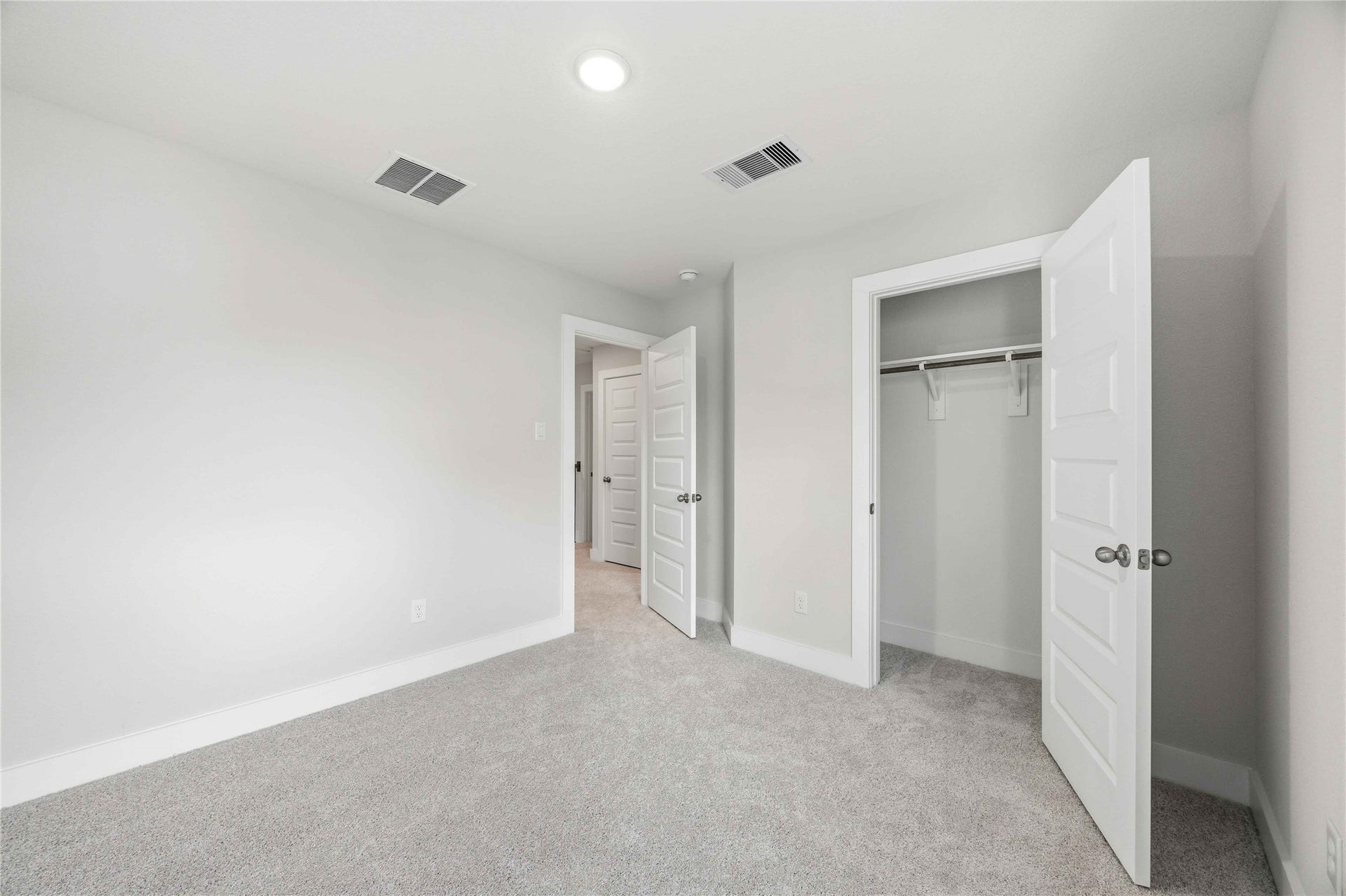 13218 Opera Drive, Houston, TX 77047 13218 Opera Drive, Houston, TX 77047