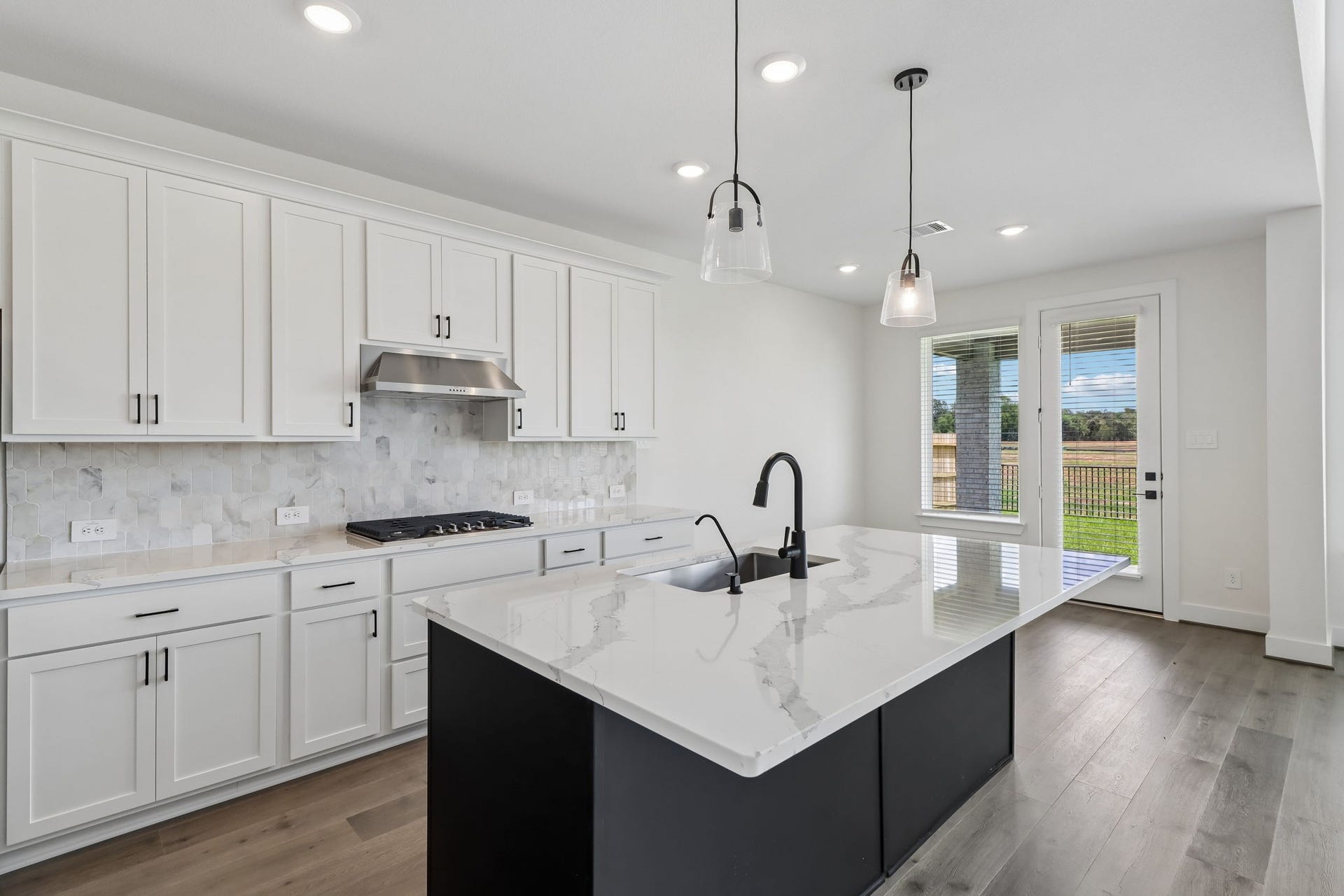2822 Duchess Drive, Rosenberg, TX 77471 2822 Duchess Drive, Rosenberg, TX 77471