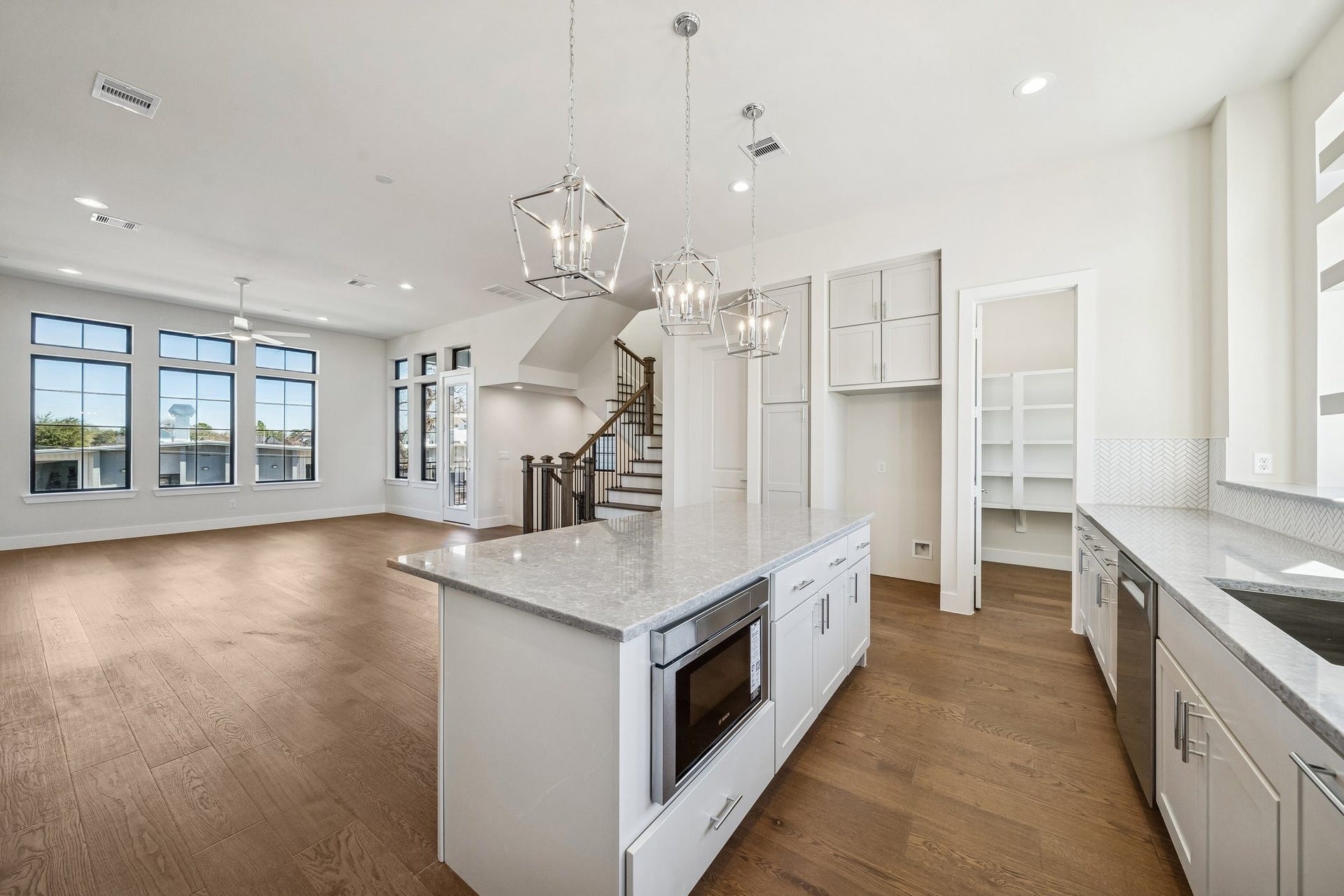 8712 Padua Lane, Houston, TX 77055 8712 Padua Lane, Houston, TX 77055