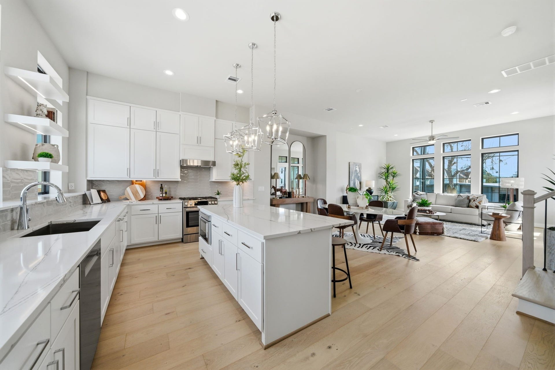 8712 Padua Lane, Houston, TX 77055 8712 Padua Lane, Houston, TX 77055
