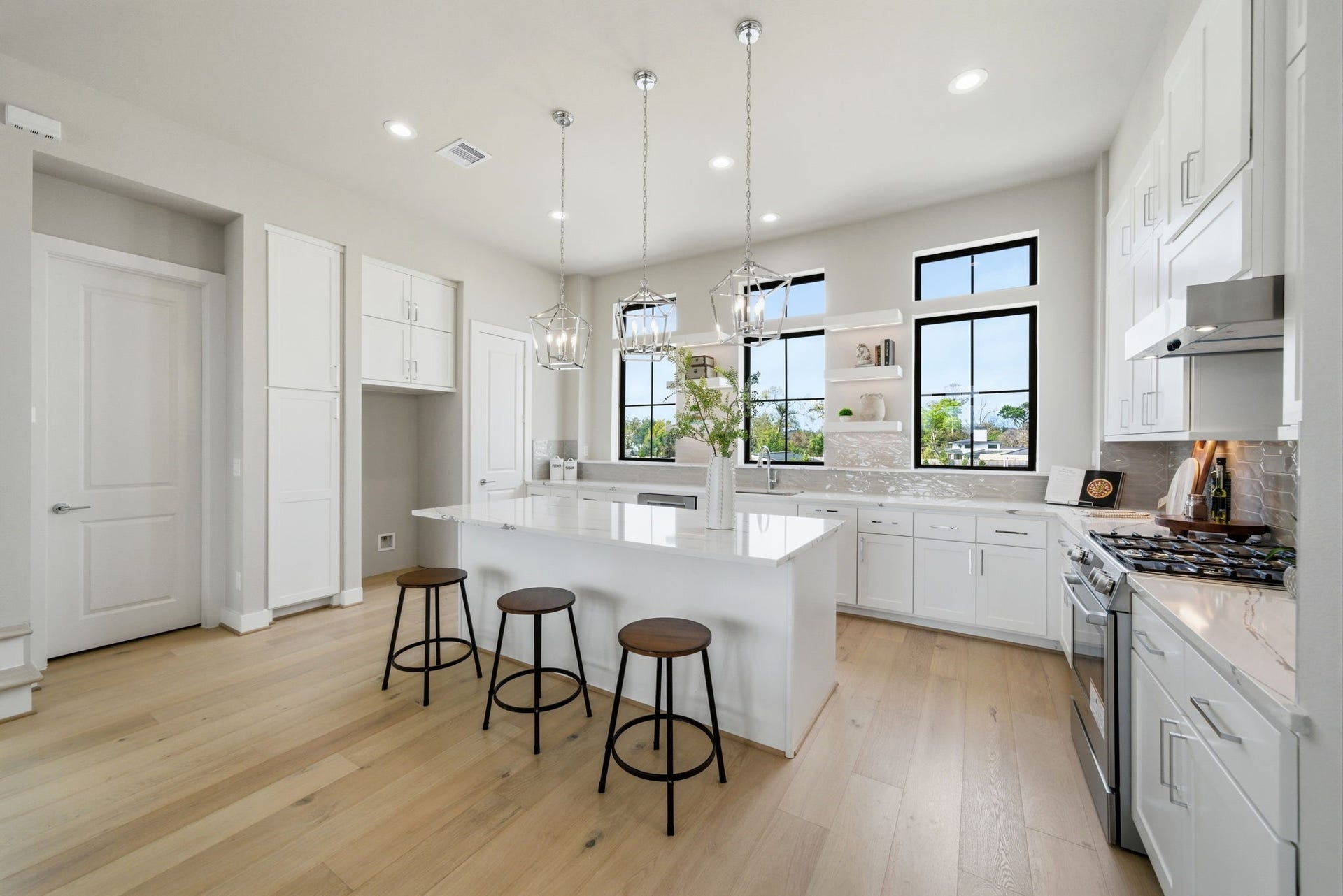 8712 Padua Lane, Houston, TX 77055 8712 Padua Lane, Houston, TX 77055