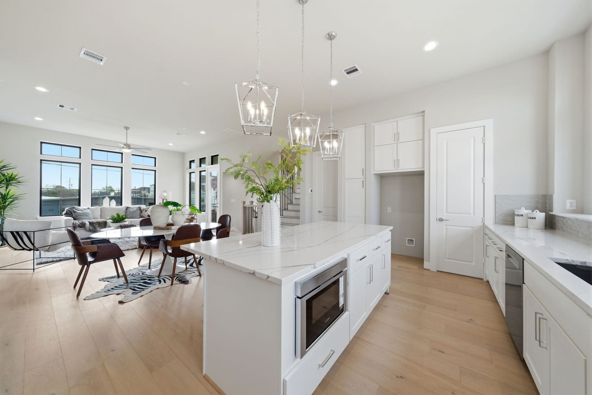 8712 Padua Lane, Houston, TX 77055 8712 Padua Lane, Houston, TX 77055