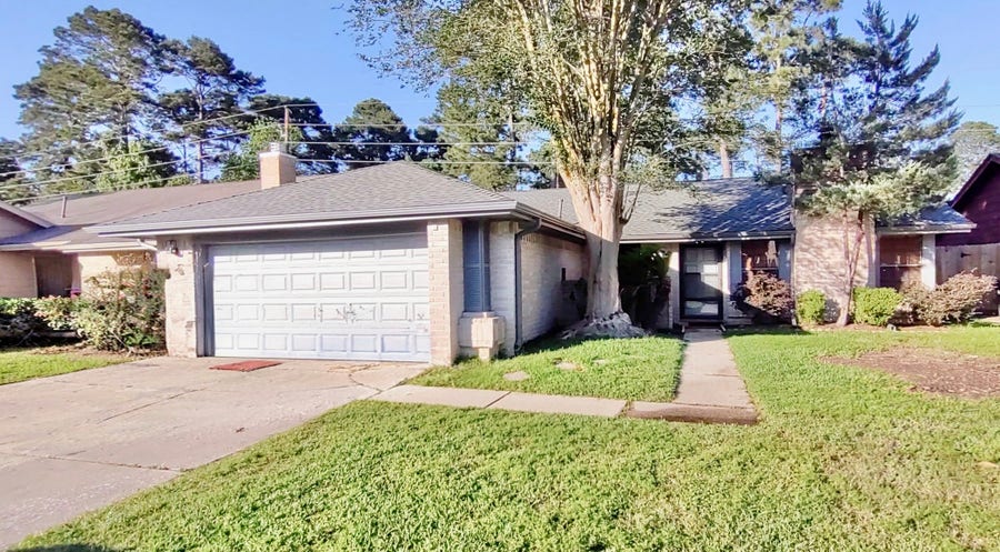Property photo for 17210 Park Lodge Drive, Spring, TX