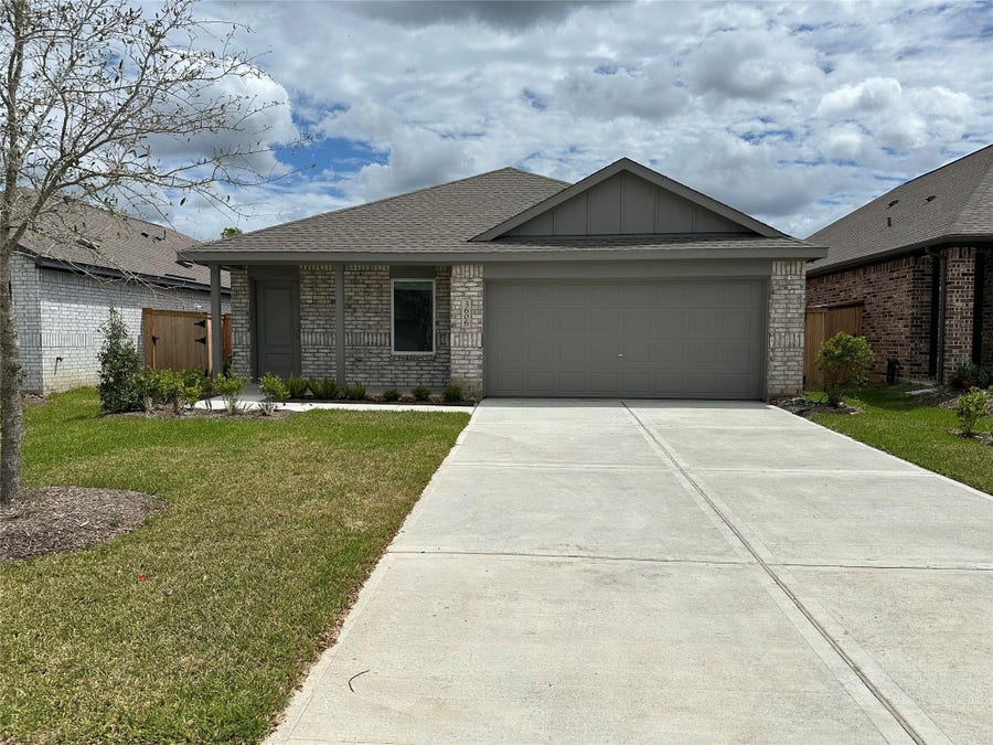 Property photo for 2122 Mosaic Valley, Angleton, TX