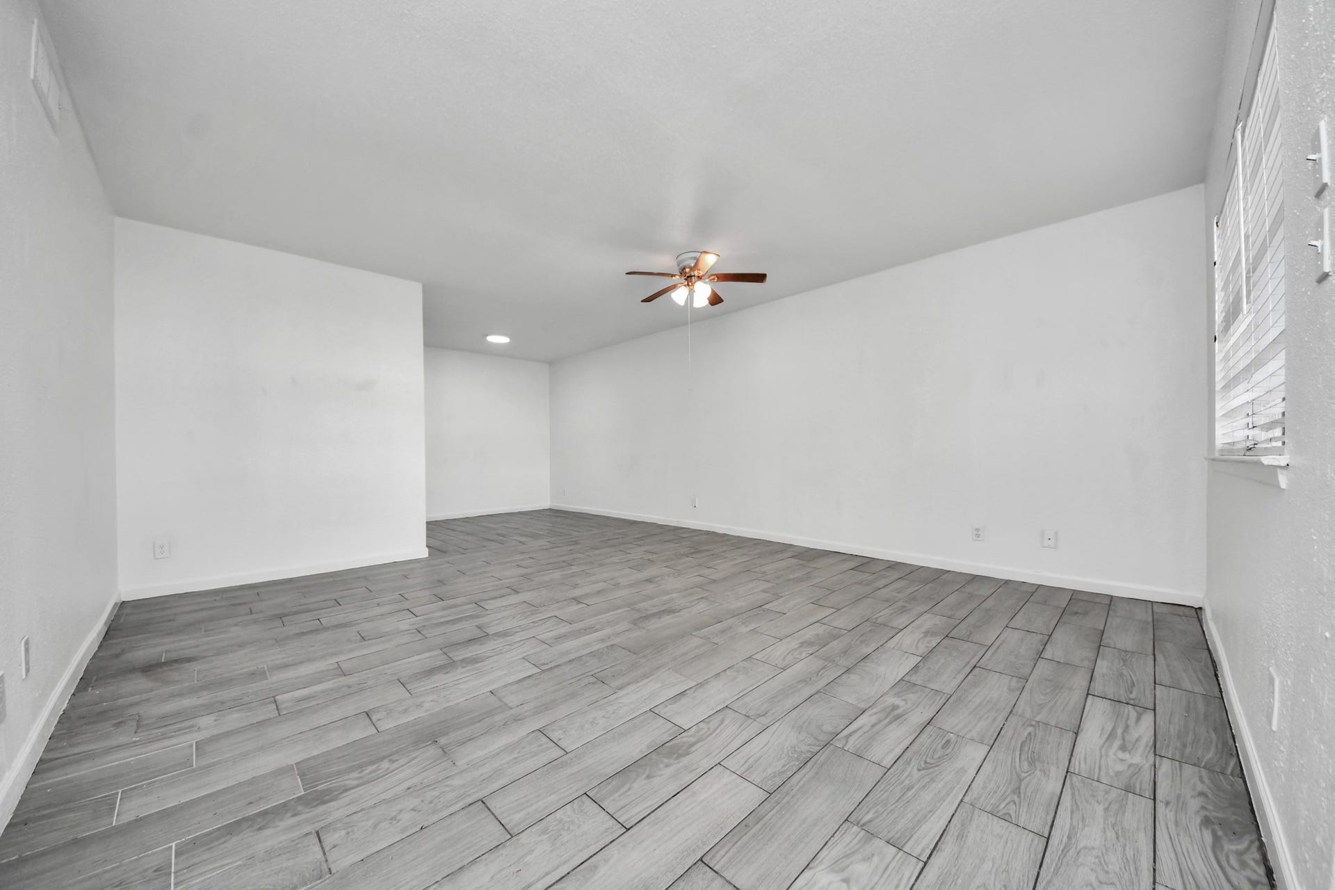 6200 W Tidwell Road, #703, Houston, TX 77092 6200 W Tidwell Road, #703, Houston, TX 77092