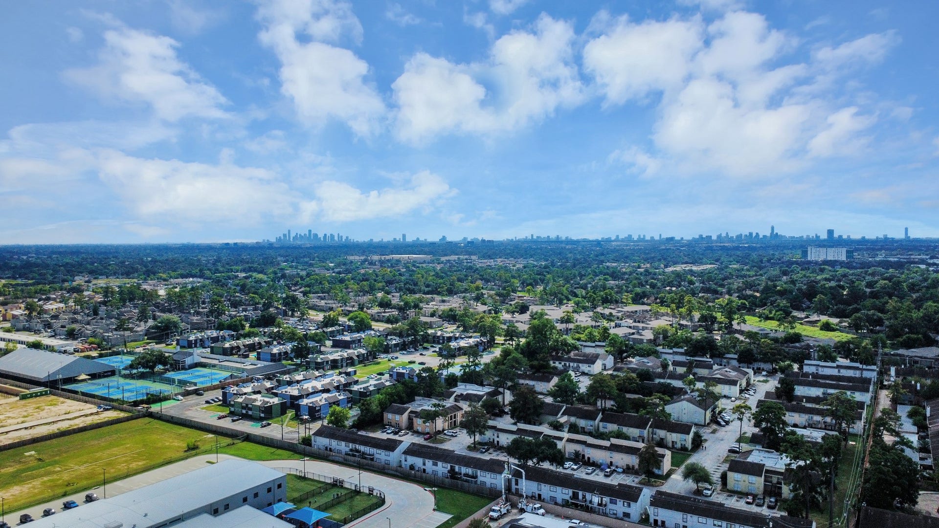 6200 W Tidwell Road, #703, Houston, TX 77092 6200 W Tidwell Road, #703, Houston, TX 77092