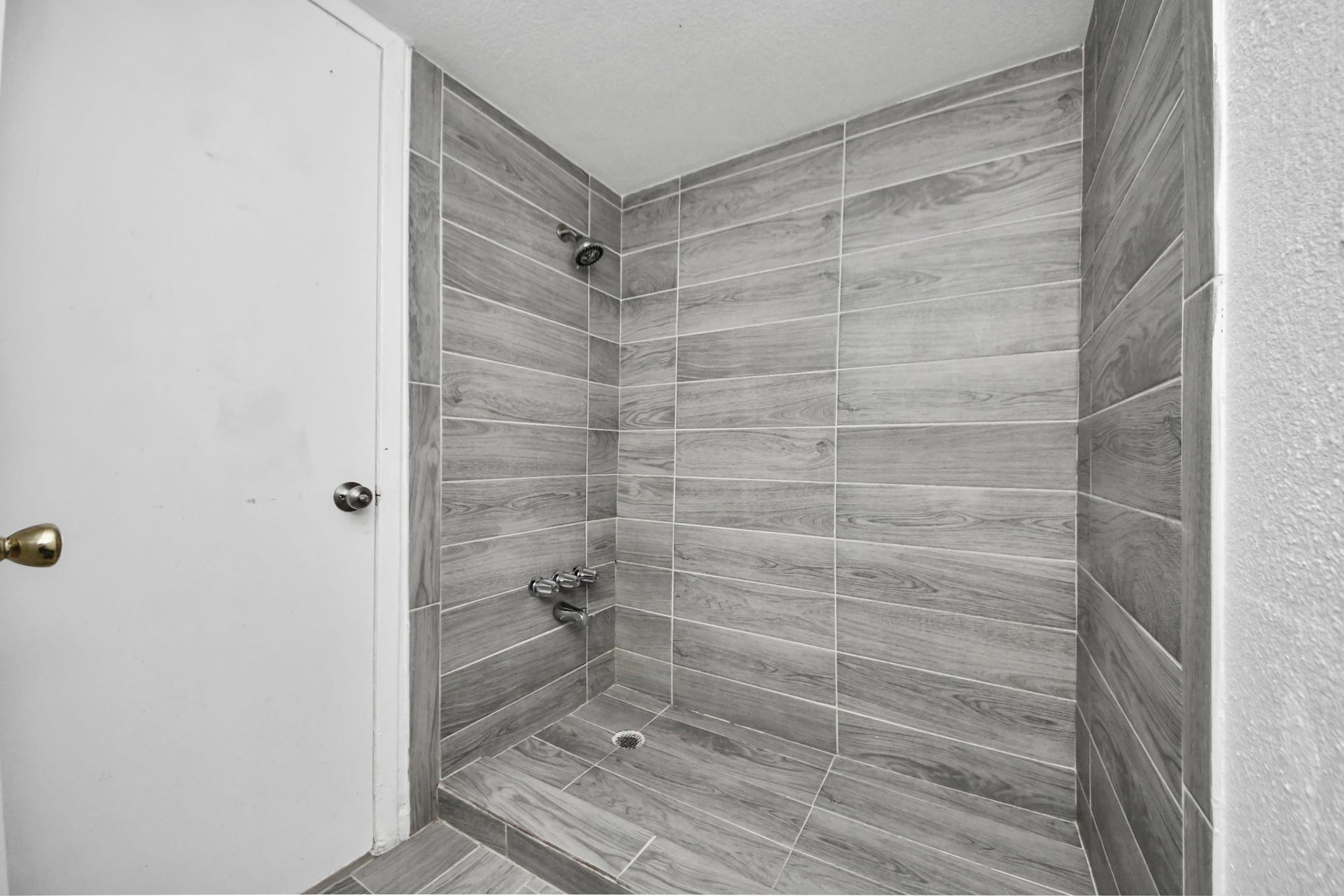 6200 W Tidwell Road, #703, Houston, TX 77092 6200 W Tidwell Road, #703, Houston, TX 77092