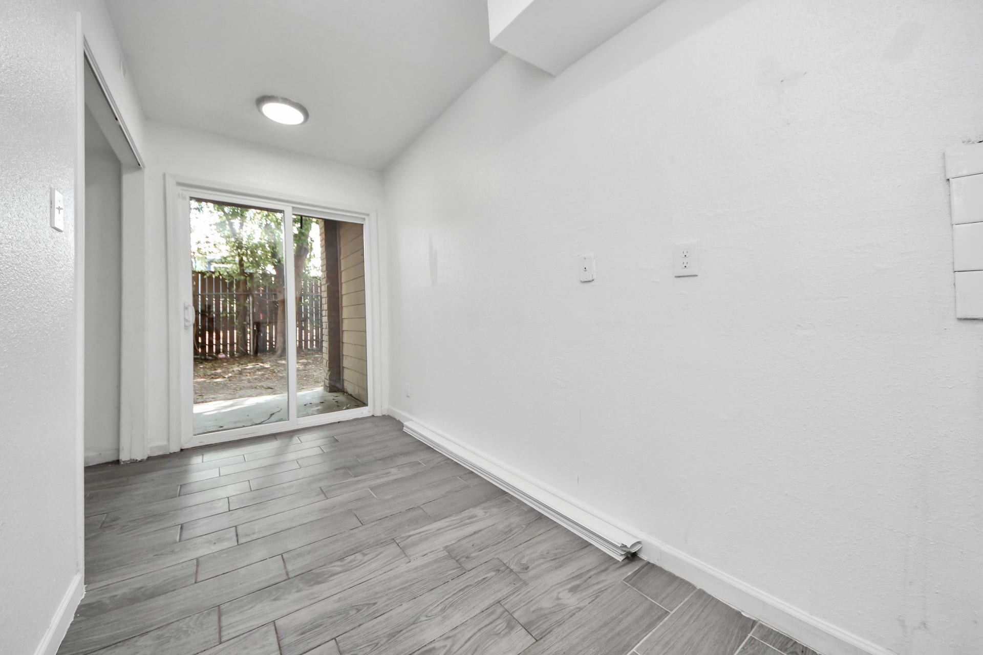 6200 W Tidwell Road, #703, Houston, TX 77092 6200 W Tidwell Road, #703, Houston, TX 77092