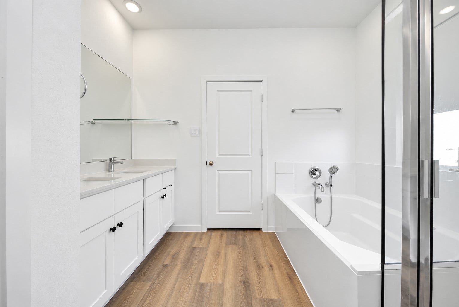 9122 Sunset Marina Way, Iowa Colony, TX 77583 digitally decluttered