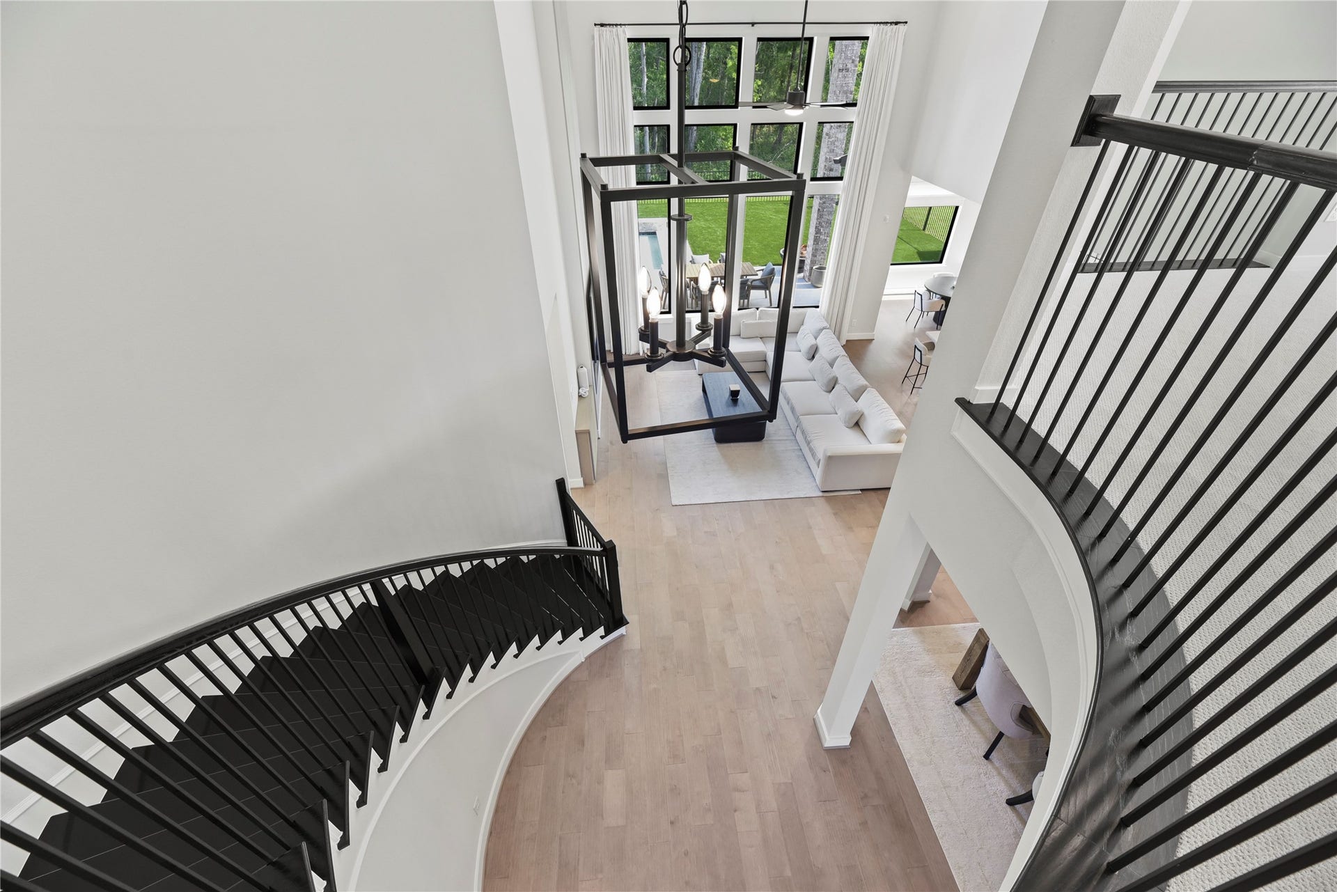 4439 Southpoint Way, Fulshear, TX 77441 Dramatic view from the staircase.