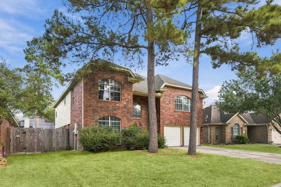 Property photo for 19118 Sprintwood Court, Humble, TX