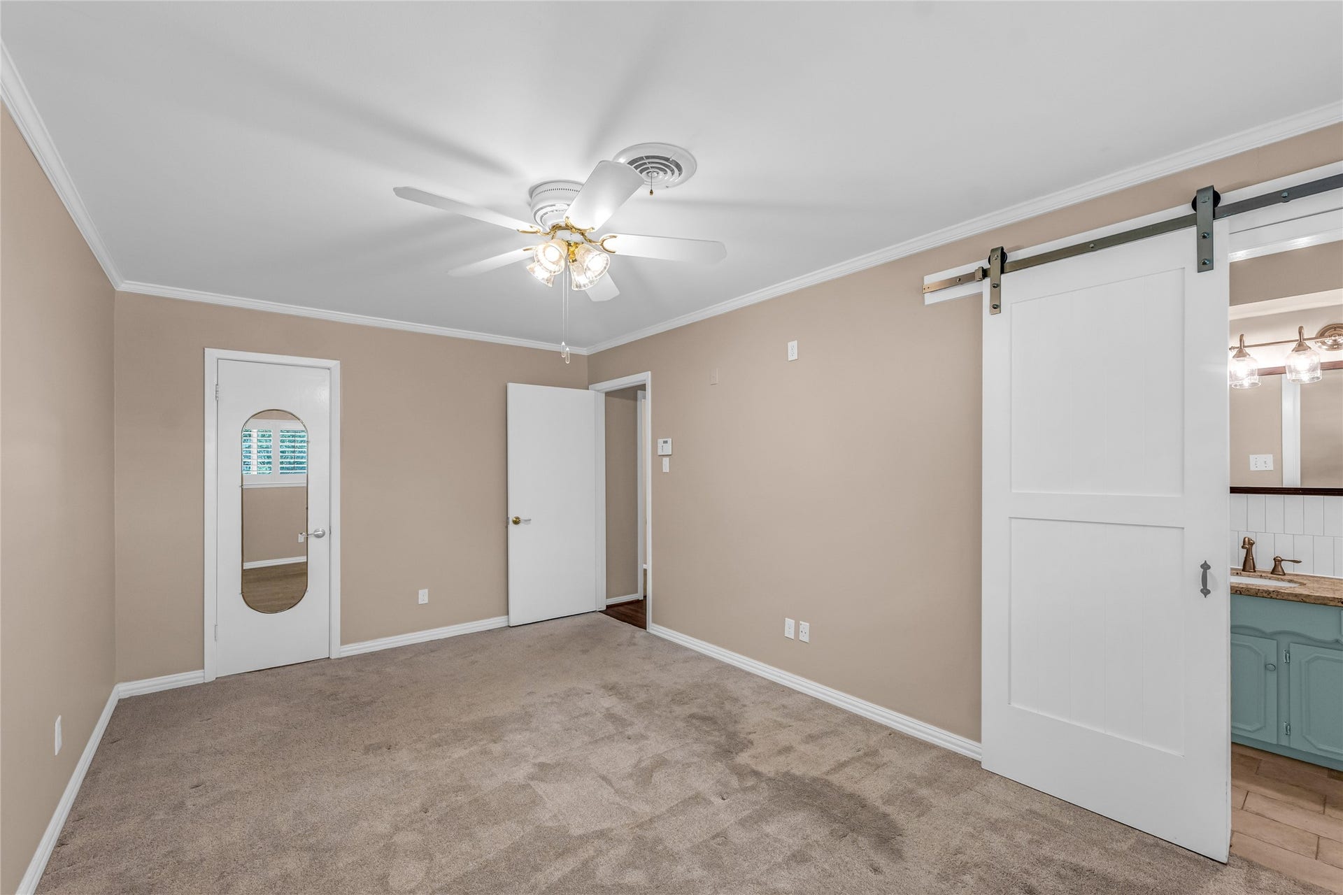 2015 West Street, Rosenberg, TX 77471 Another Image of Primary Bedroom