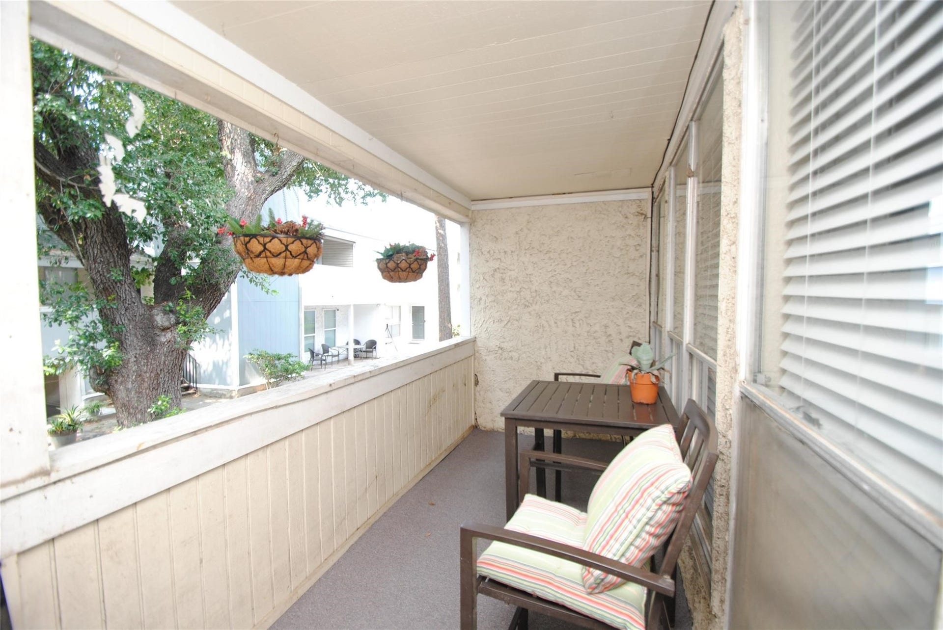 781 Country Place Drive, #2084, Houston, TX 77079 781 Country Place Drive, #2084, Houston, TX 77079