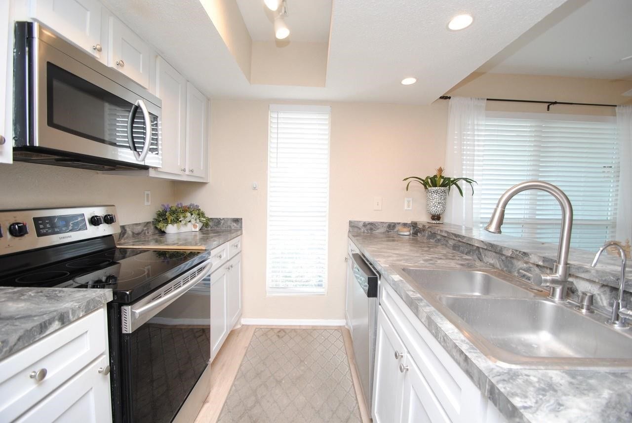 781 Country Place Drive, #2084, Houston, TX 77079 781 Country Place Drive, #2084, Houston, TX 77079