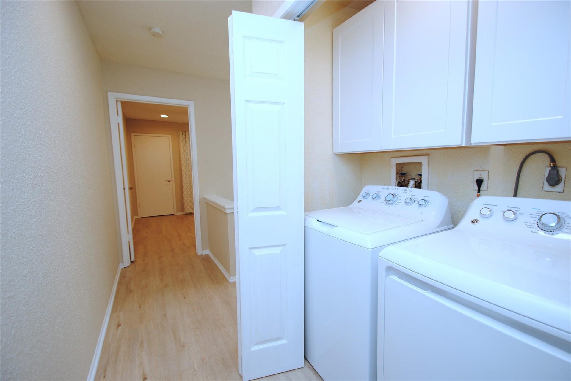 781 Country Place Drive, #2084, Houston, TX 77079 781 Country Place Drive, #2084, Houston, TX 77079