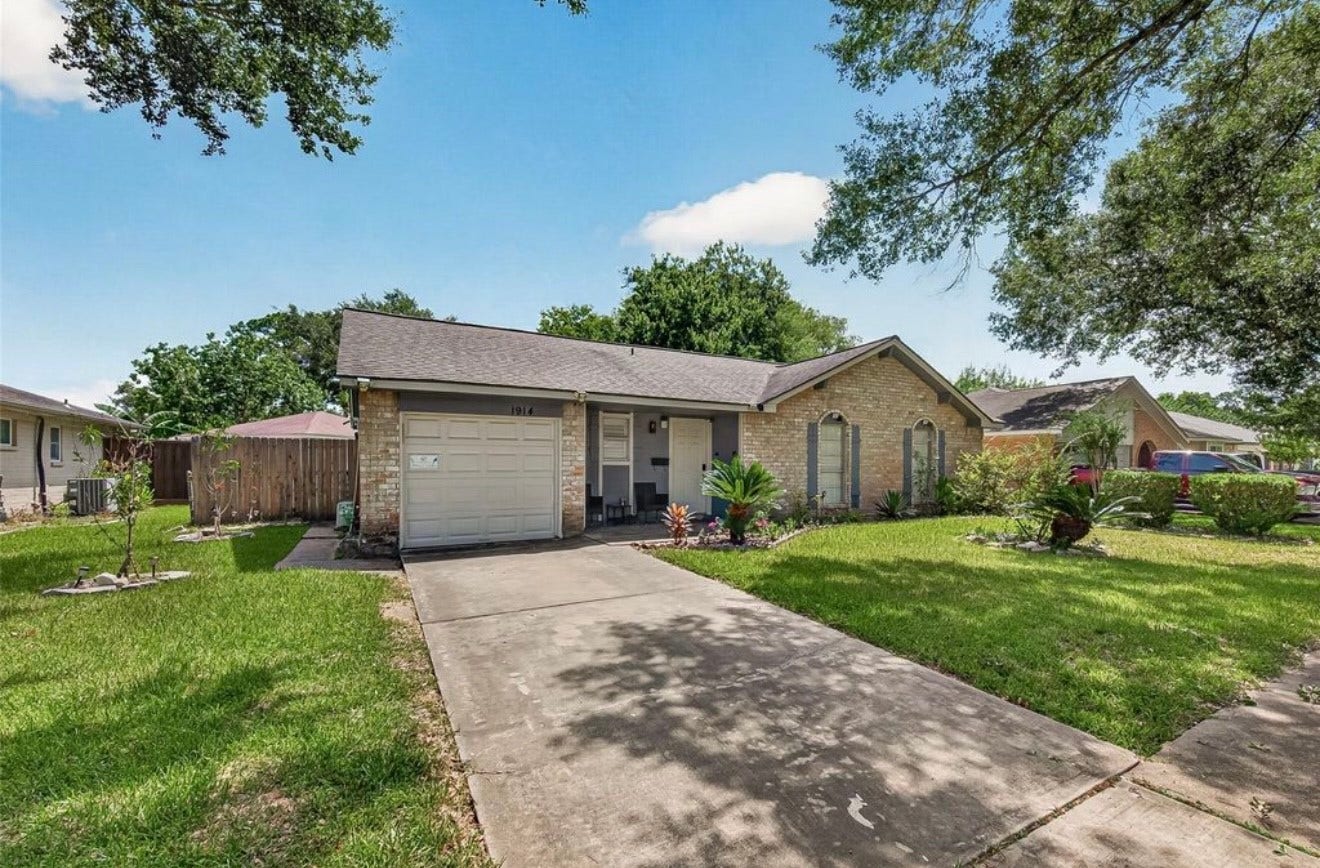 1914 Oaklawn Street, Sugar Land, TX 77498 1914 Oaklawn Street, Sugar Land, TX 77498