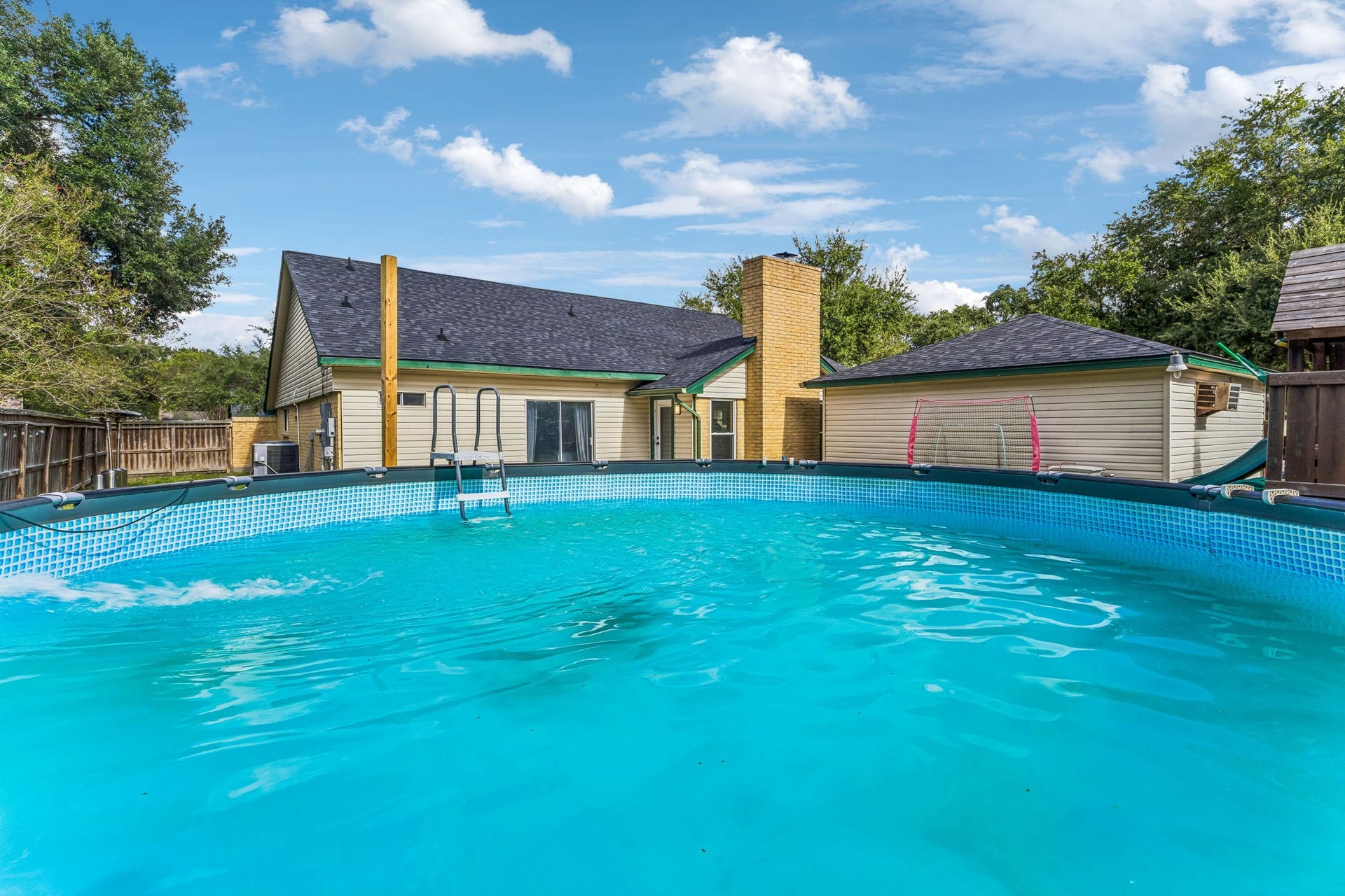 7803 Blackjack Court, Houston, TX 77088 Above ground pool included for this Texas heat!