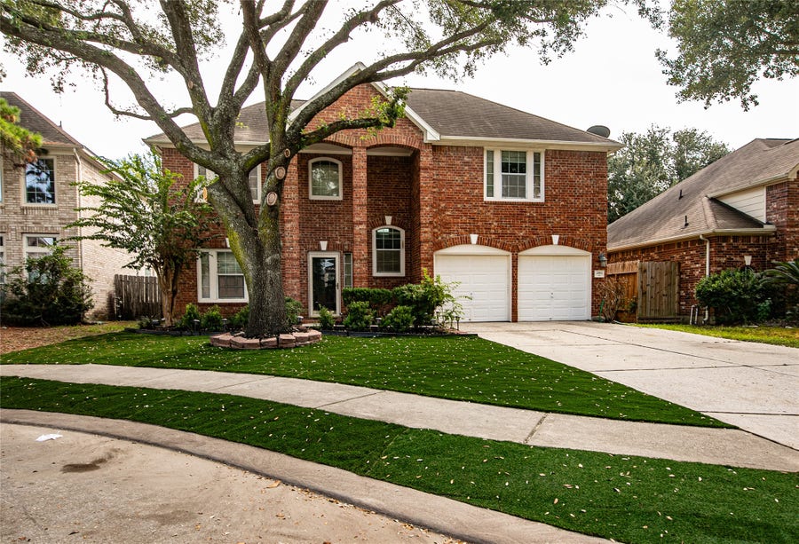 Property photo for 2911 Quail Hawk Drive, Houston, TX