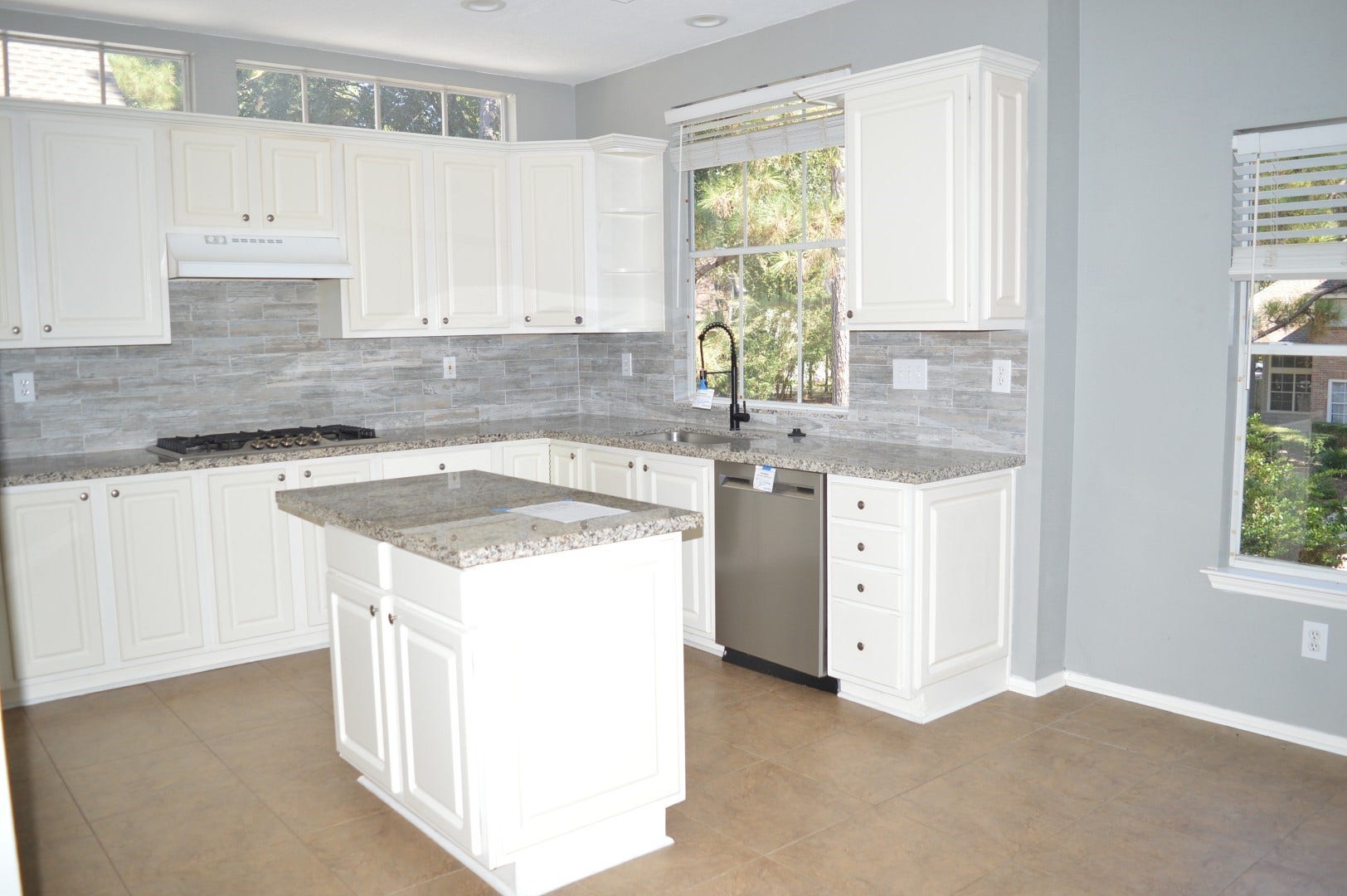 43 Glade Bank Place, Spring, TX 77382 43 Glade Bank Place, Spring, TX 77382