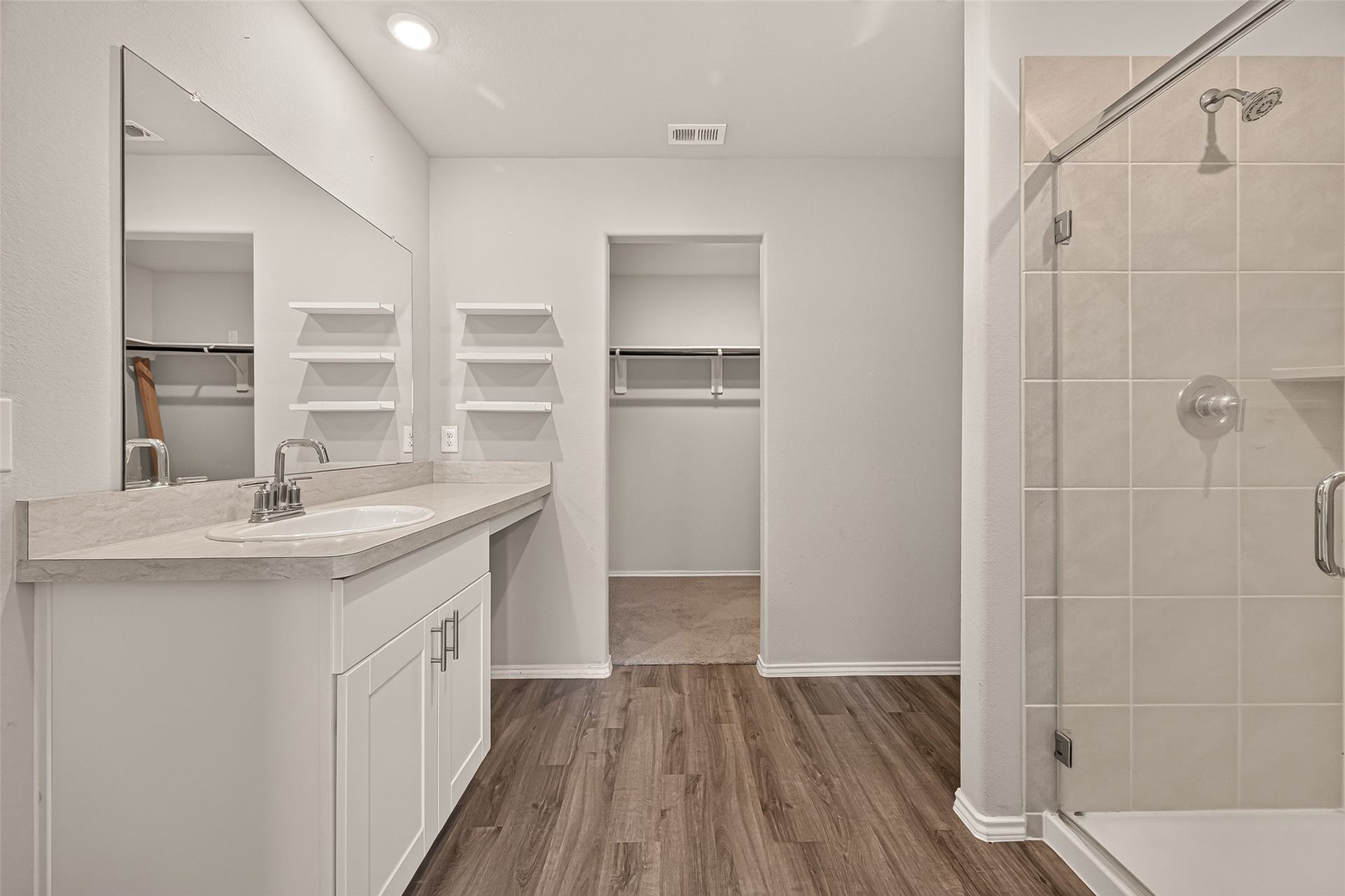 25471 Blue Mistflower Drive, Montgomery, TX 77316 View of primary bathroom from bathroom entrance