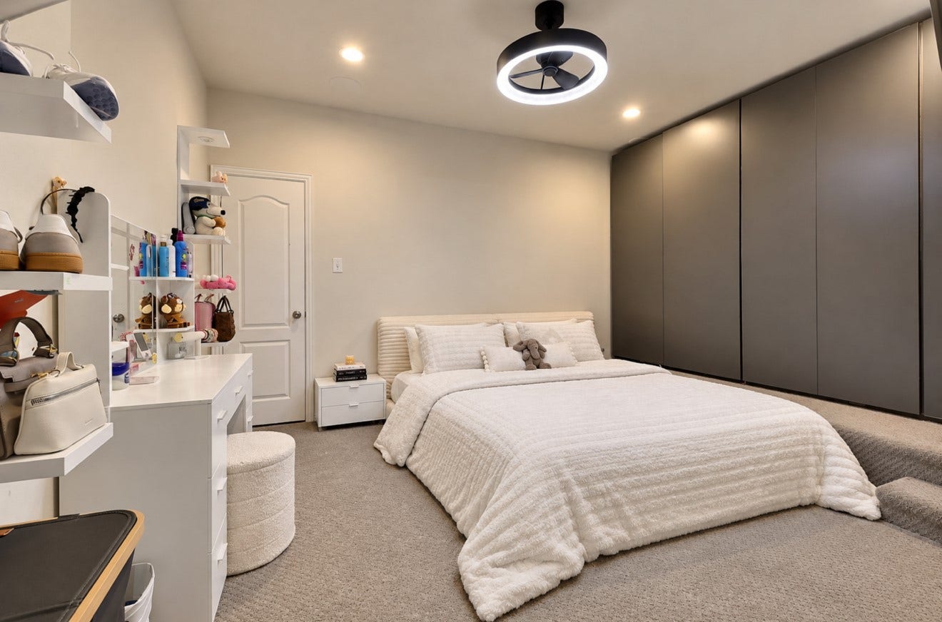 2120 Rosenthal Lane, Houston, TX 77080 Media room is currently used as a bedroom.