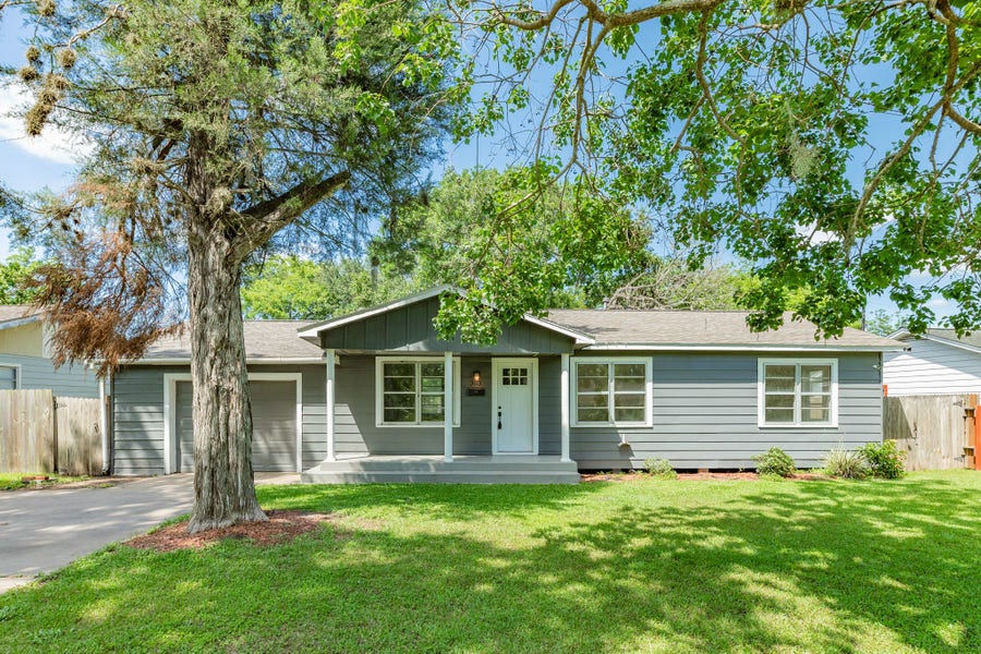 Property photo for 303 Yaupon Street, Sweeny, TX