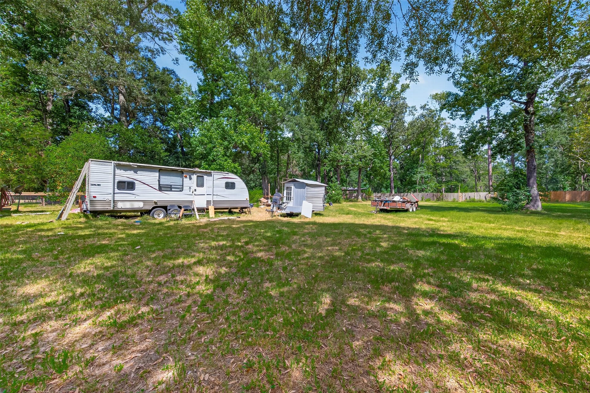 136 County Road 3708, Splendora, TX 77372