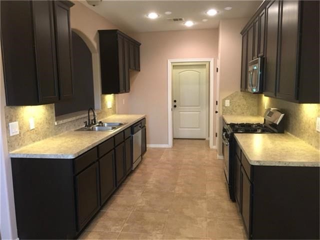 1242 Elm Street, Deer Park, TX 77536 1242 Elm Street, Deer Park, TX 77536