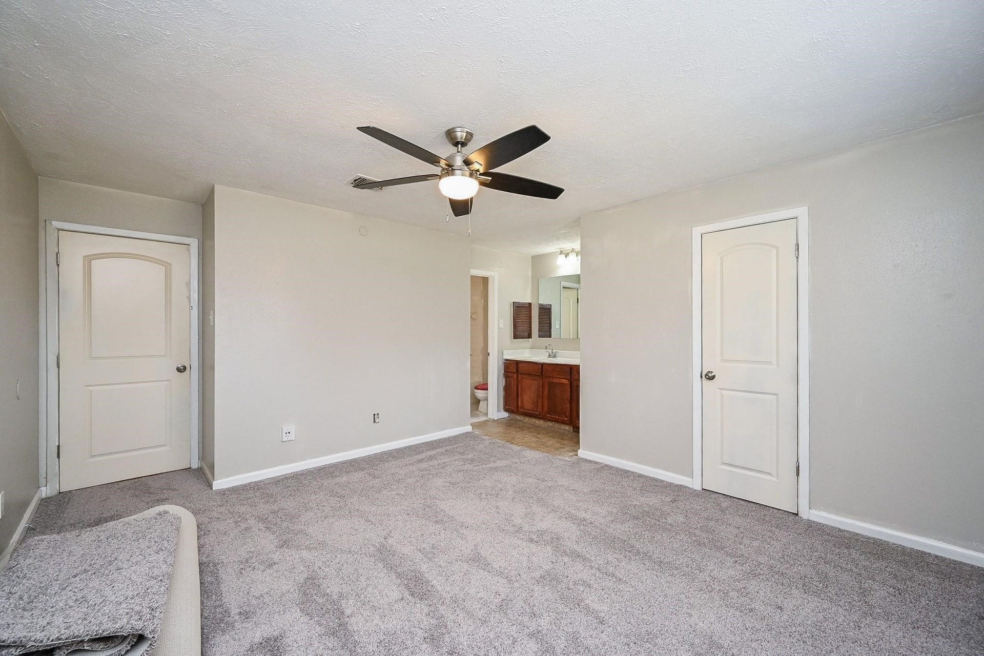 1114 Blue Diamond Drive, Missouri City, TX 77489 1114 Blue Diamond Drive, Missouri City, TX 77489
