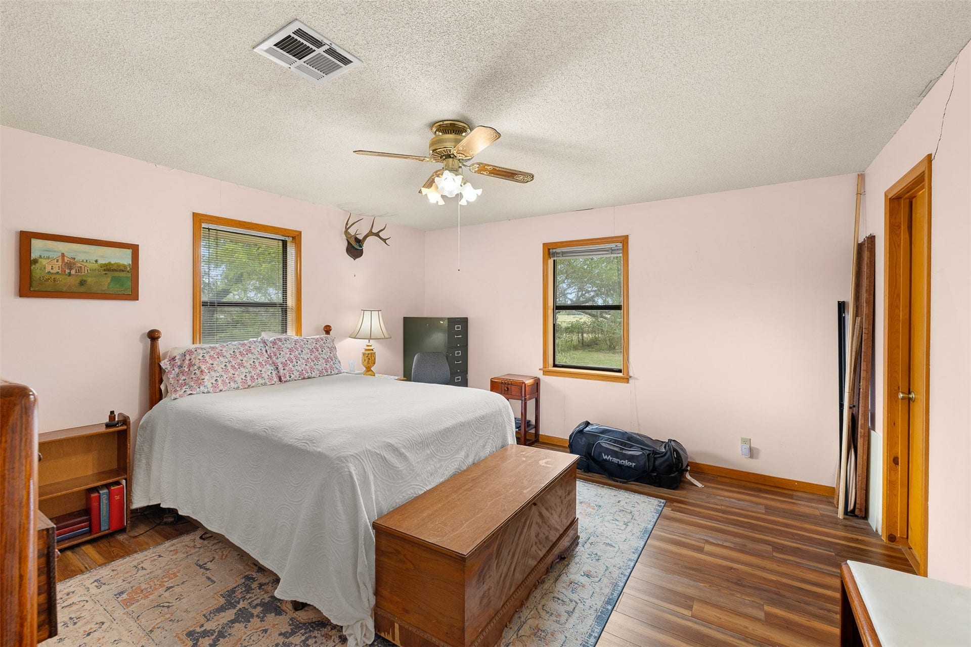 1081 Shirley Oaks Street, Columbus, TX 78934