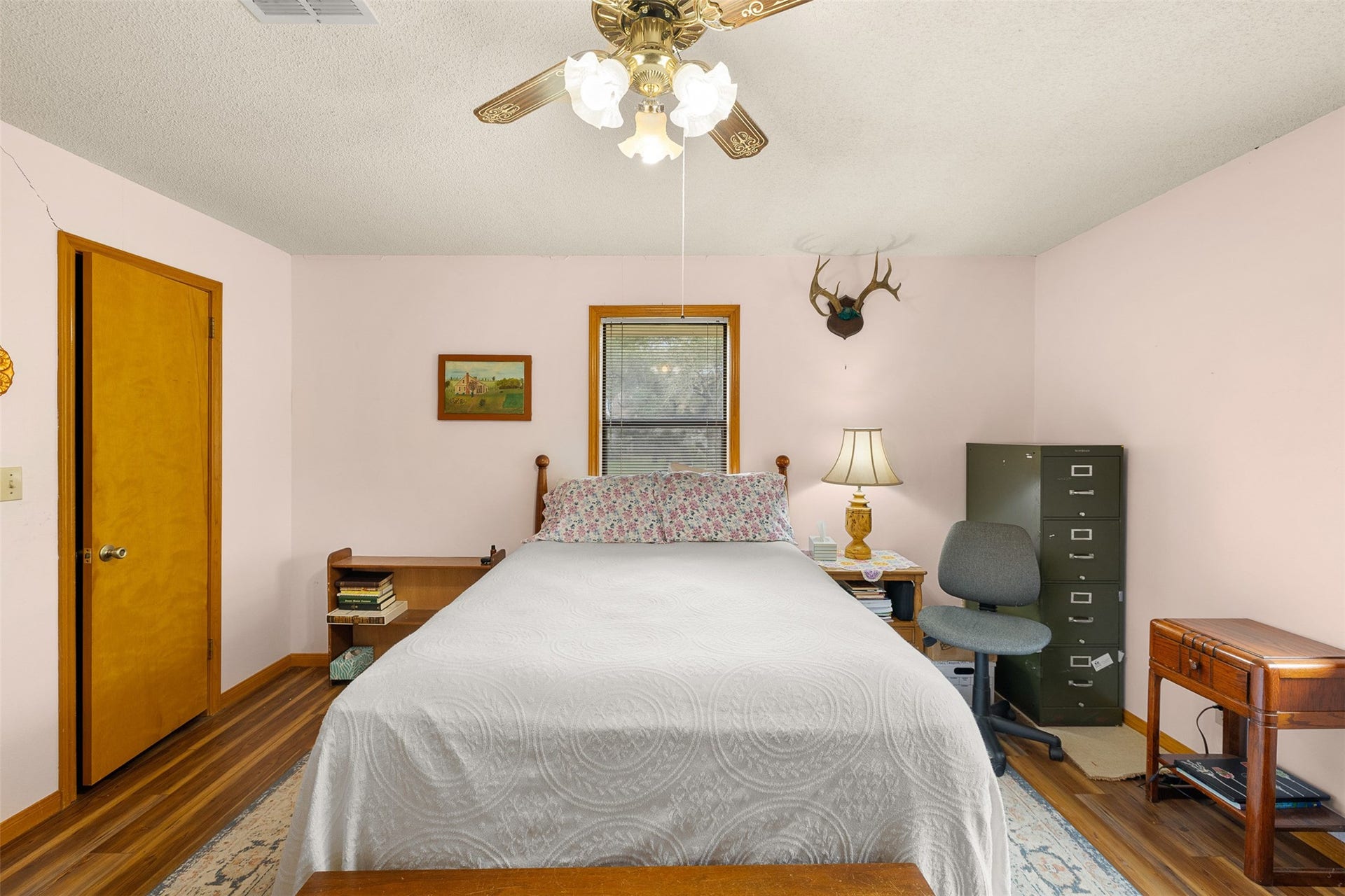 1081 Shirley Oaks Street, Columbus, TX 78934