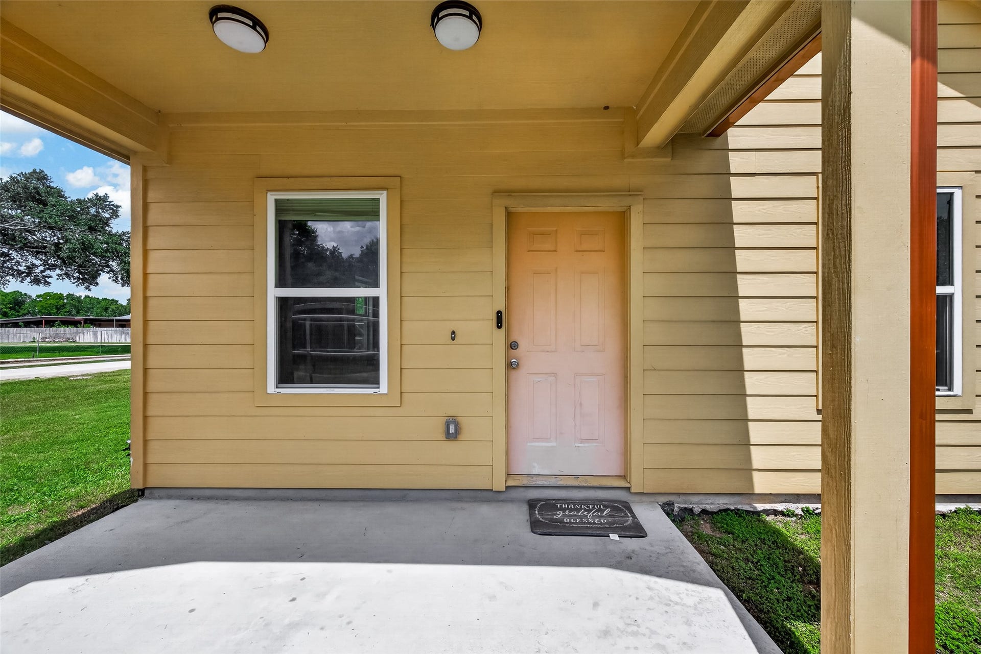 5220 Simsbrook Drive, Houston, TX 77045