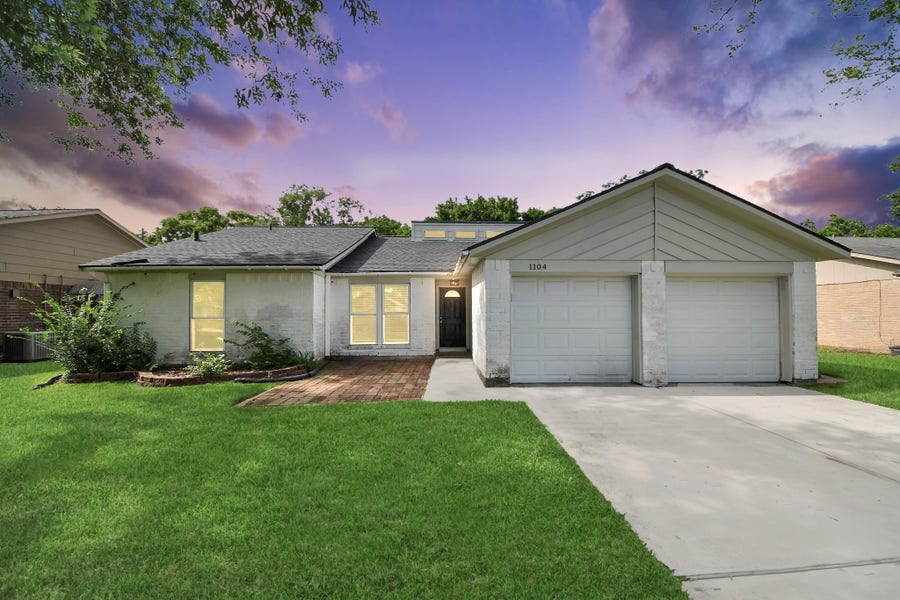 Property photo for 1104 N Heron Drive, Seabrook, TX