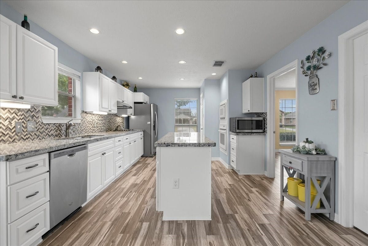 2112 Indian Blanket Drive, League City, TX 77573 2112 Indian Blanket Drive, League City, TX 77573