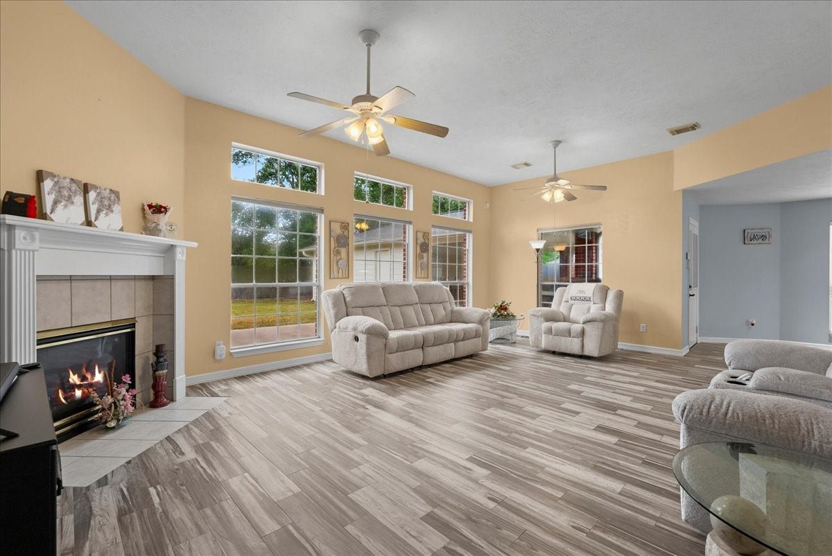 2112 Indian Blanket Drive, League City, TX 77573 2112 Indian Blanket Drive, League City, TX 77573