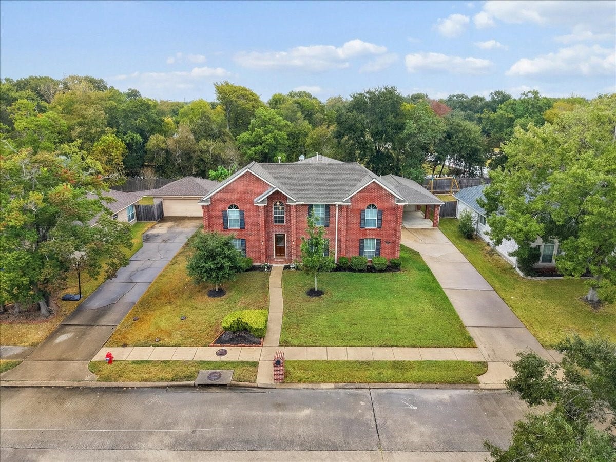 2112 Indian Blanket Drive, League City, TX 77573 2112 Indian Blanket Drive, League City, TX 77573