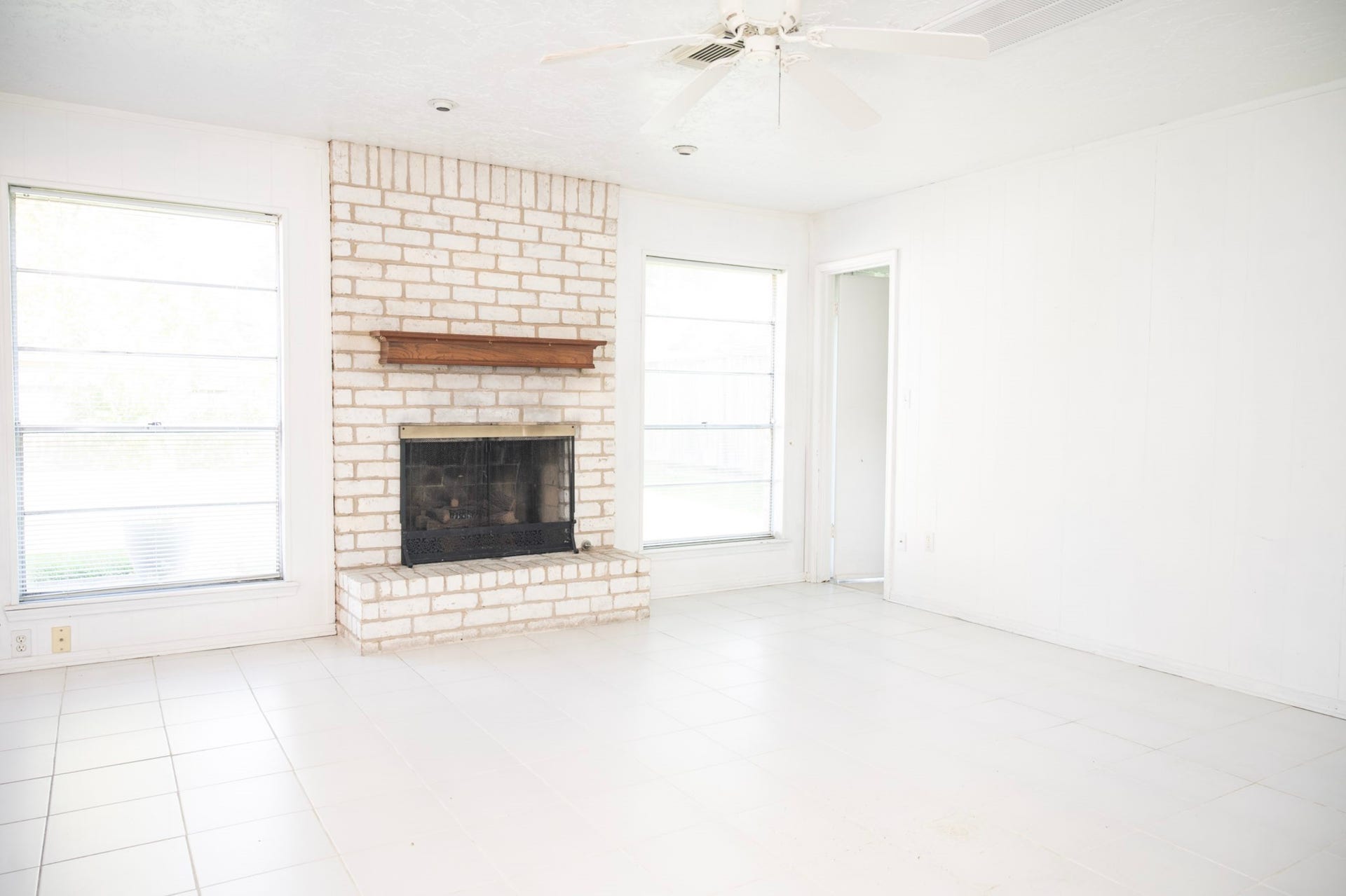 12238 Meadowdale Drive, Meadows Place, TX 77477
