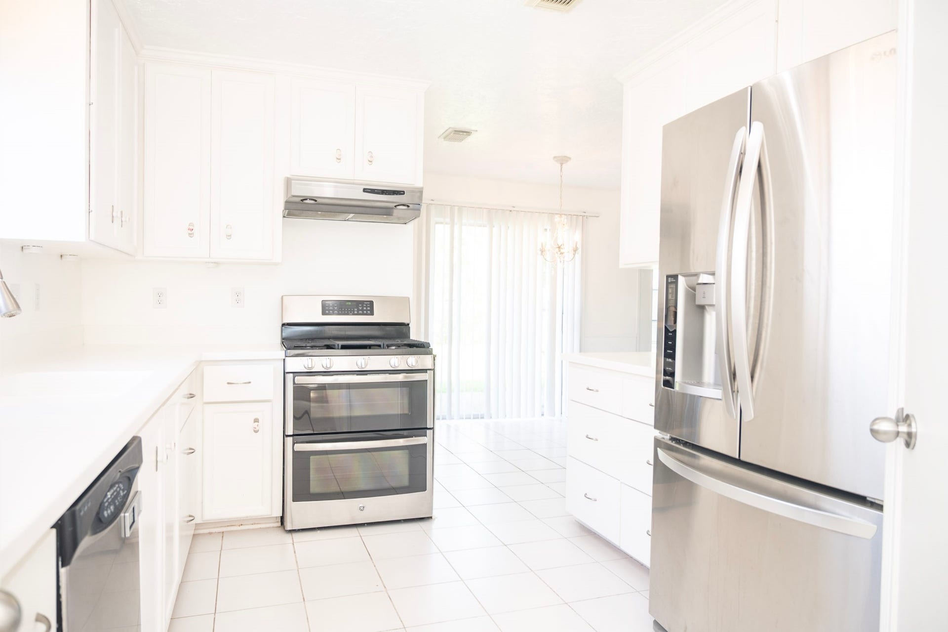 12238 Meadowdale Drive, Meadows Place, TX 77477
