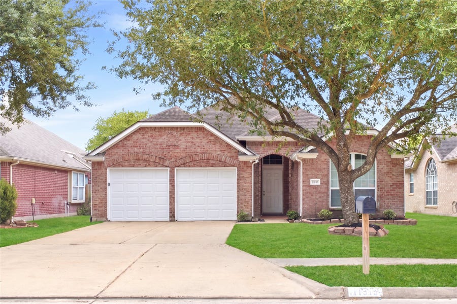 Property photo for 11919 Wortham Landing Drive, Houston, TX
