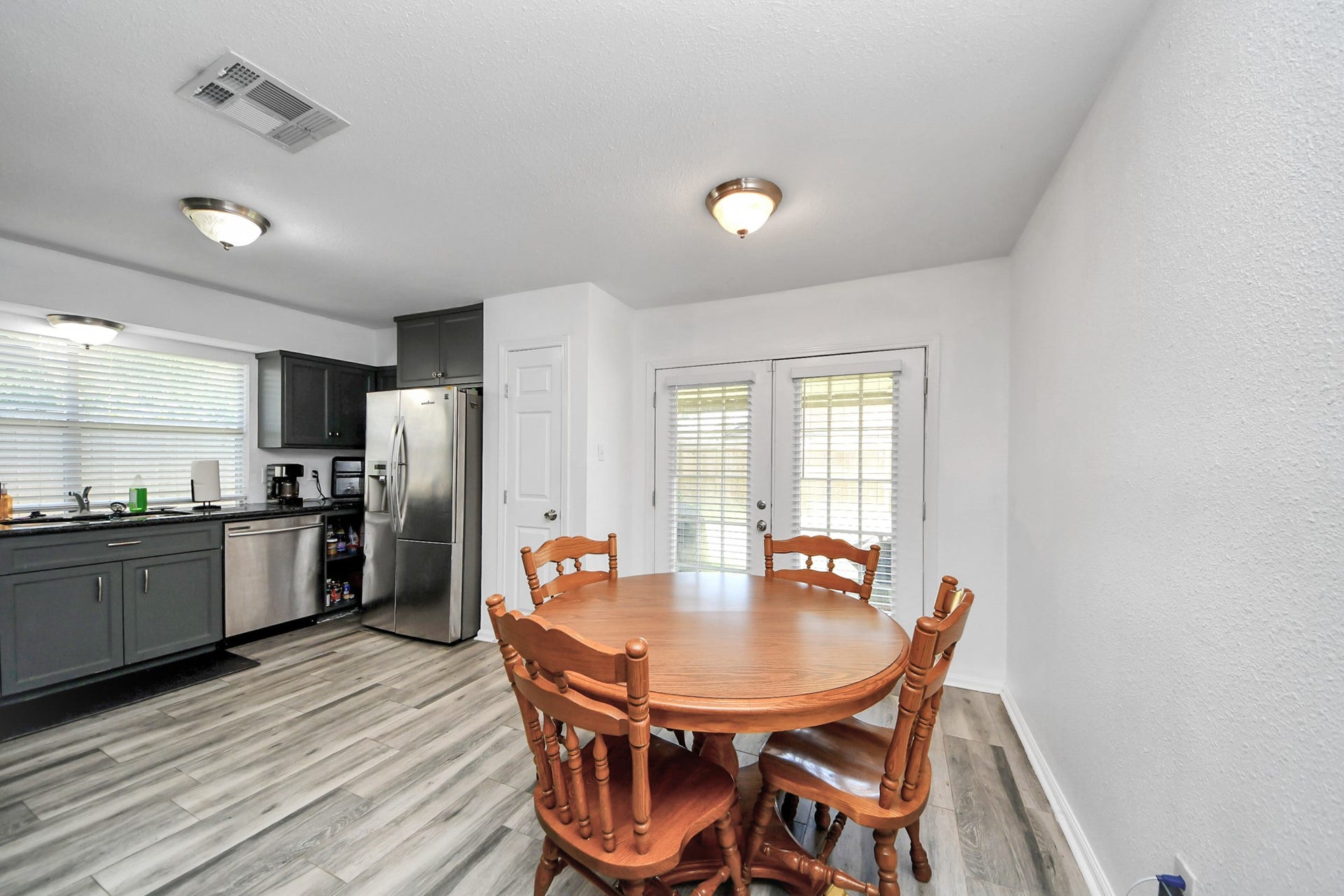11031 Kirkmead Drive, Houston, TX 77089 11031 Kirkmead Drive, Houston, TX 77089