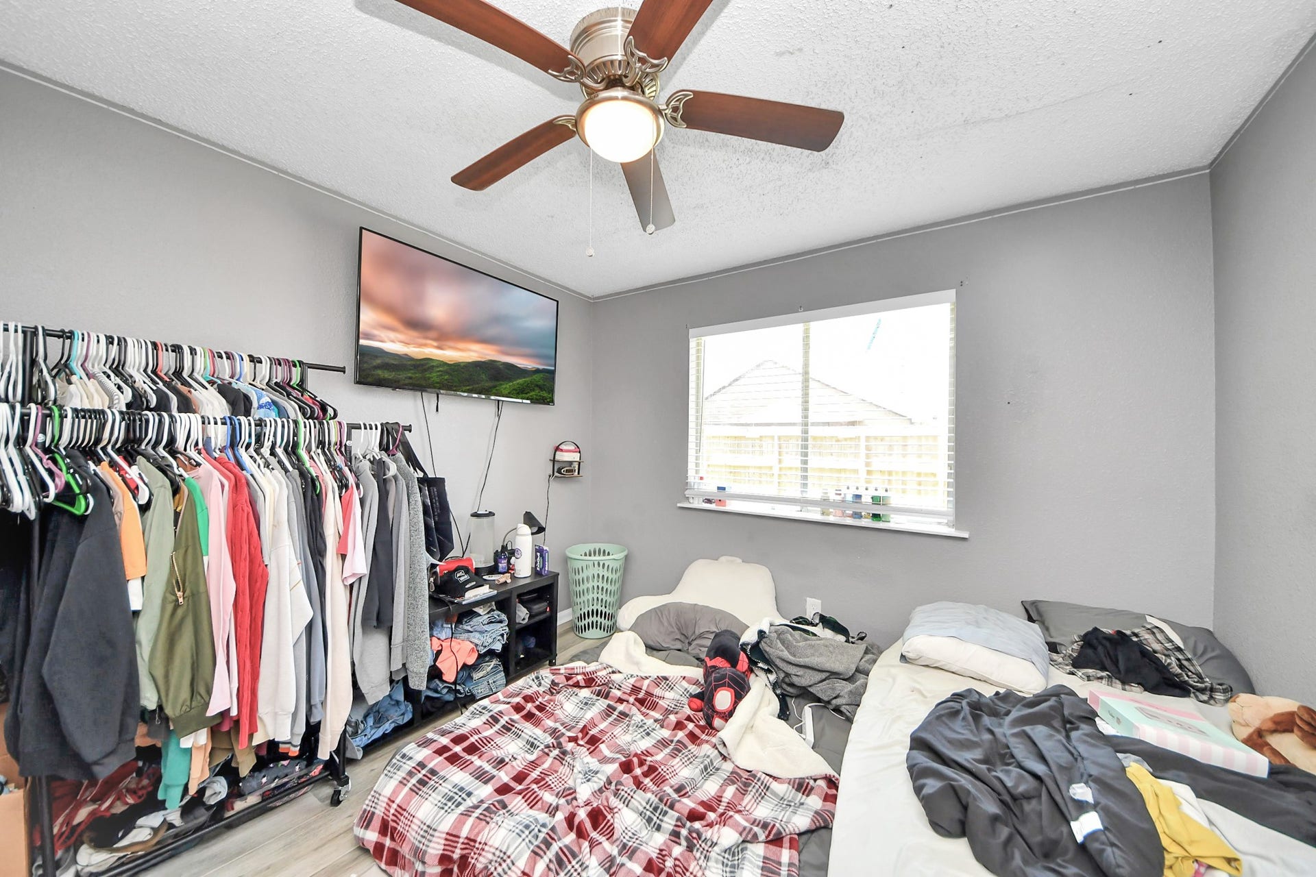 11031 Kirkmead Drive, Houston, TX 77089 11031 Kirkmead Drive, Houston, TX 77089