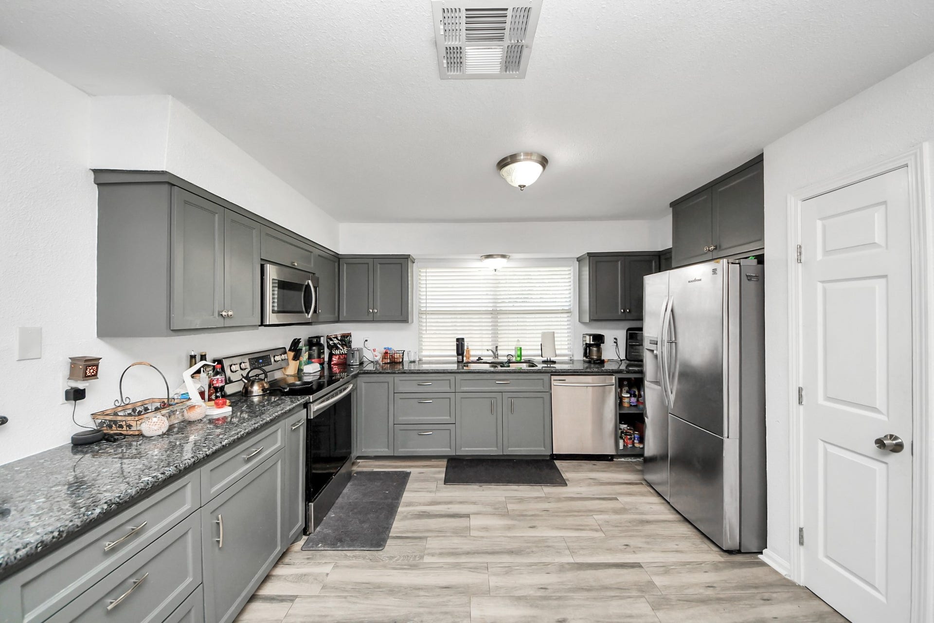 11031 Kirkmead Drive, Houston, TX 77089 11031 Kirkmead Drive, Houston, TX 77089