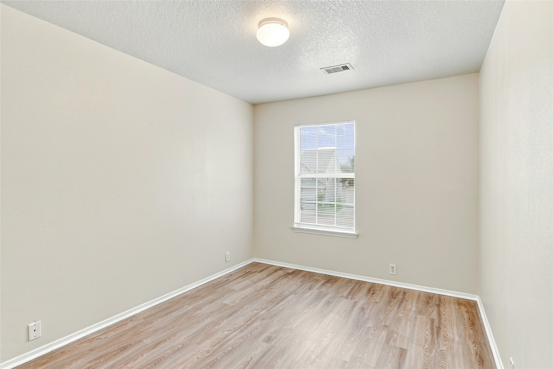 3310 Jib Court, Fresno, TX 77545 Bedroom