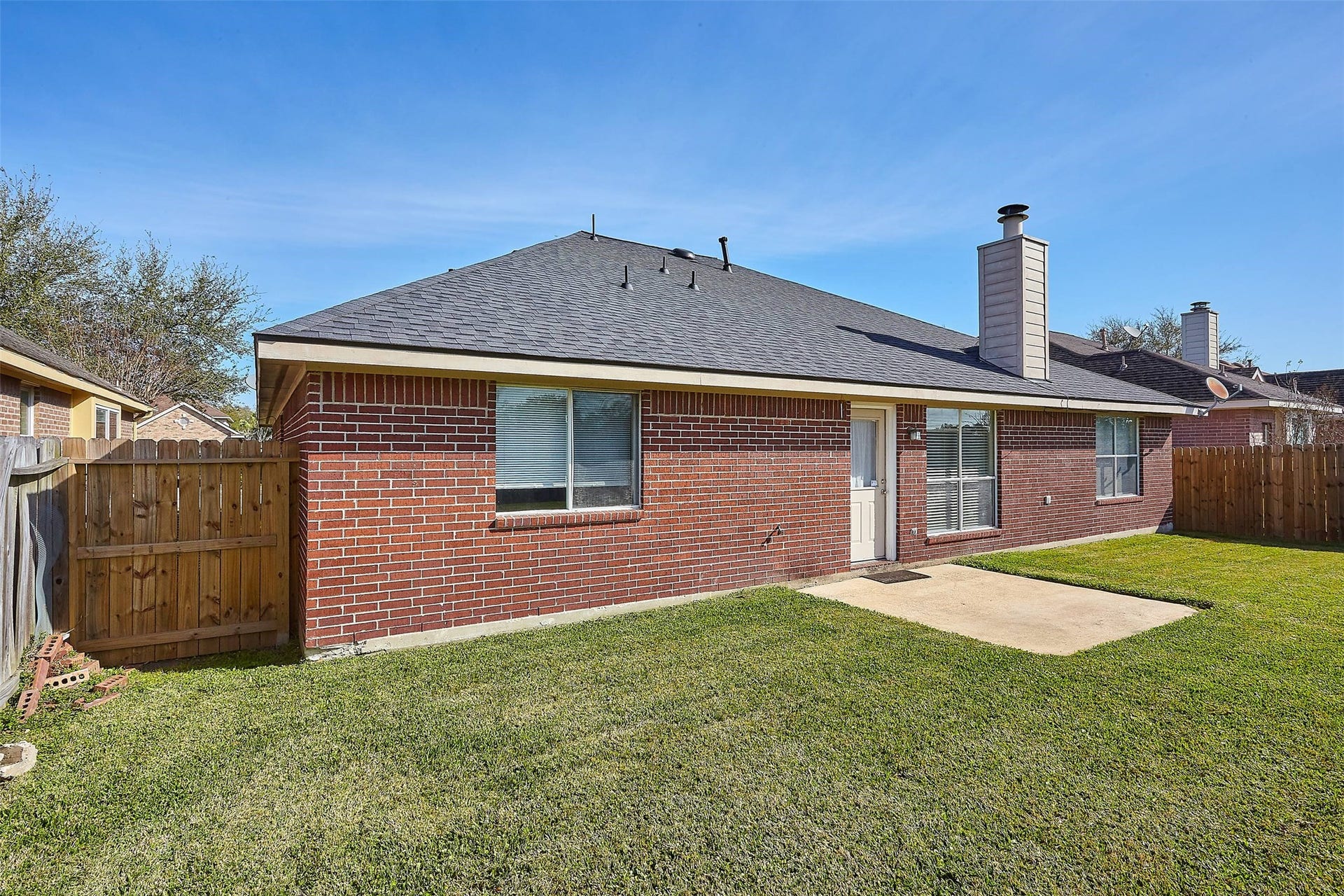 3630 Sheldon Drive, Pearland, TX 77584 3630 Sheldon Drive, Pearland, TX 77584