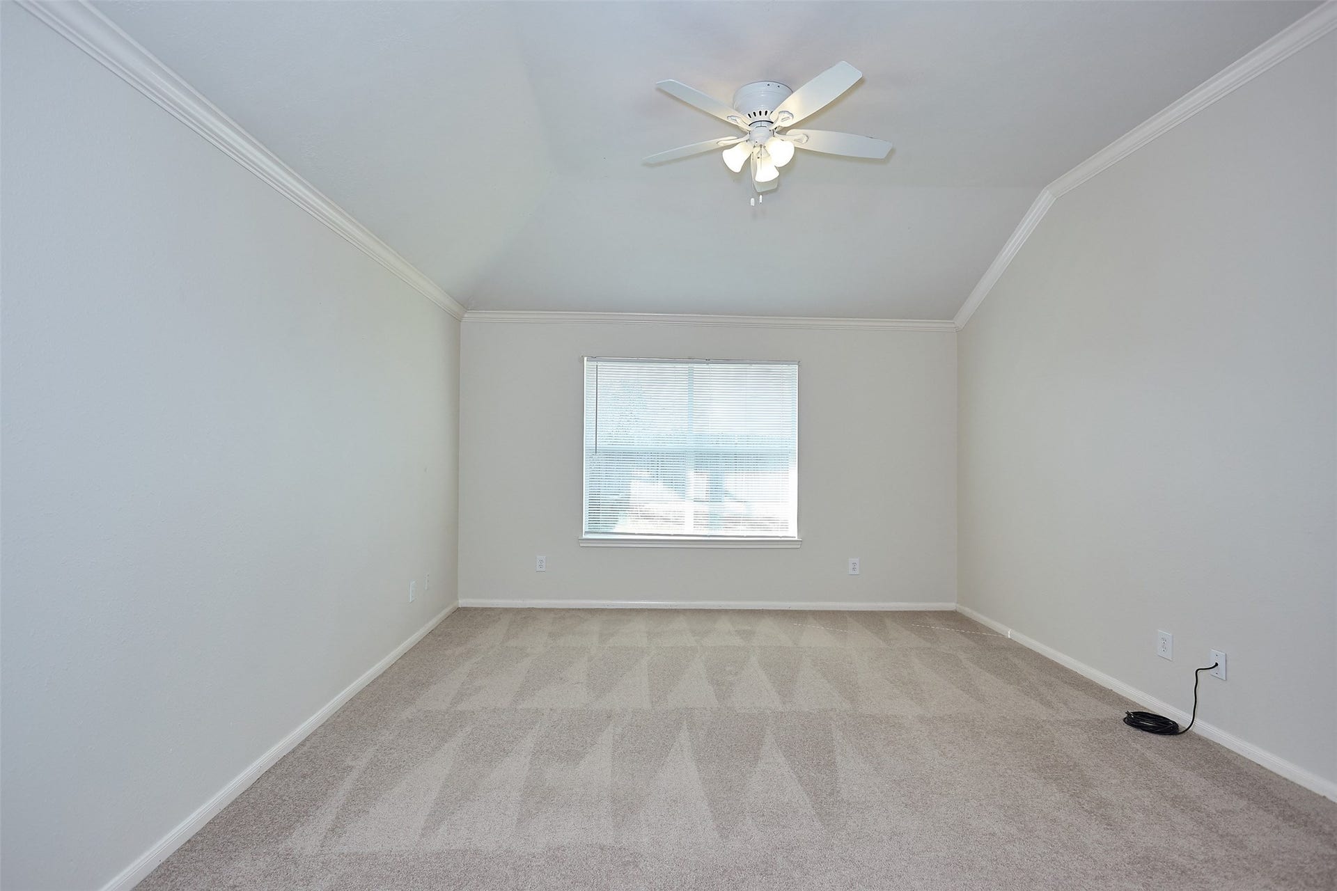 3630 Sheldon Drive, Pearland, TX 77584 3630 Sheldon Drive, Pearland, TX 77584